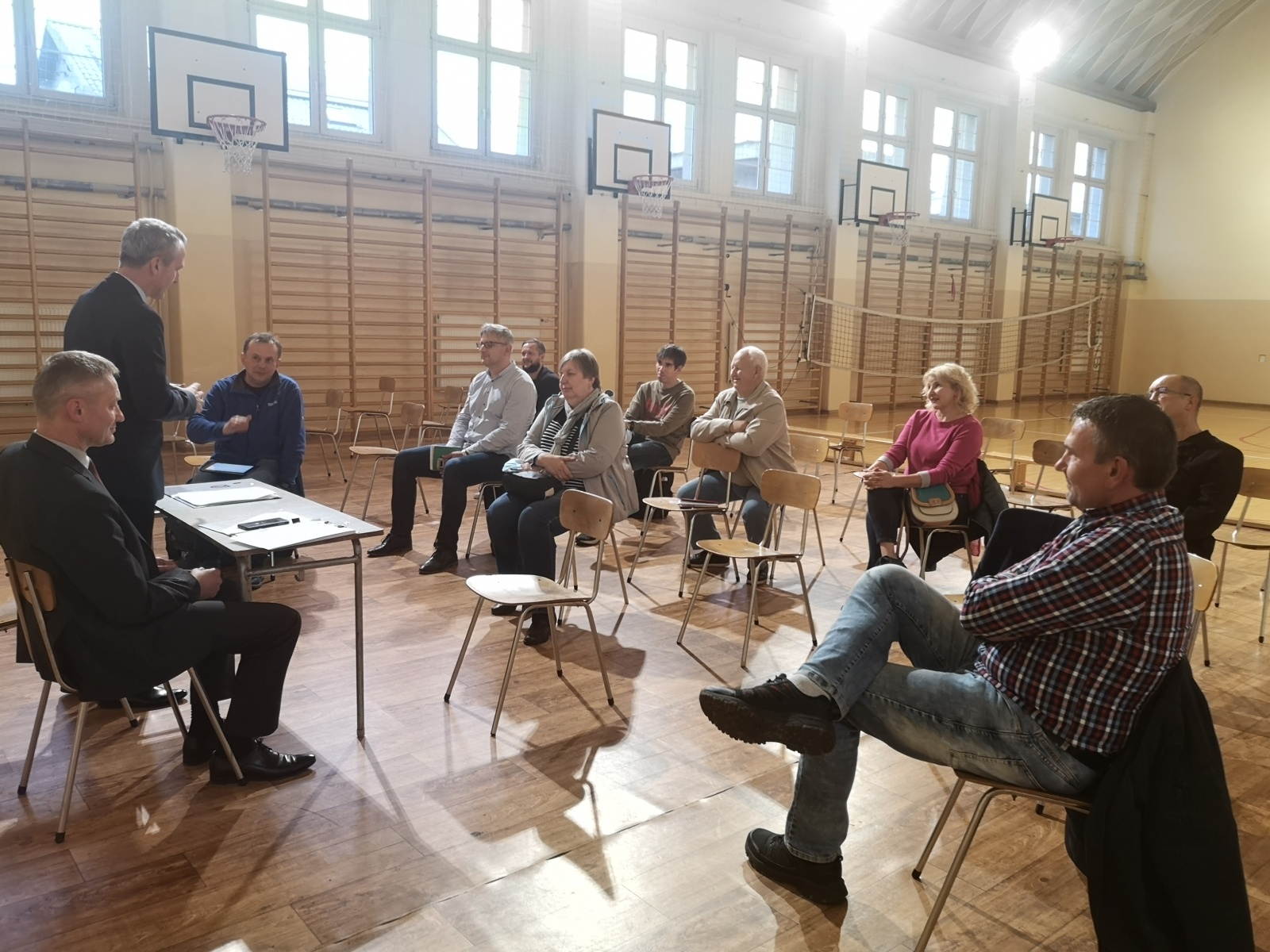 Zdjęcie w galerii na portalu naszraciborz.pl: W kameralnym gronie o tym, co boli mieszkańców Nowych Zagród wiadomości z regionu