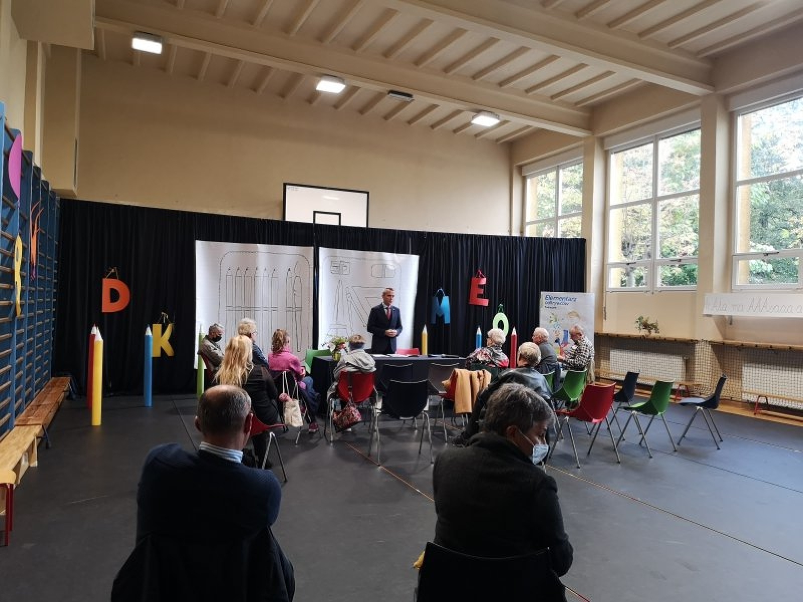 Zdjęcie w galerii na portalu naszraciborz.pl: Długa lista uwag mieszkańców centrum na spotkaniu z prezydentem wiadomości z regionu