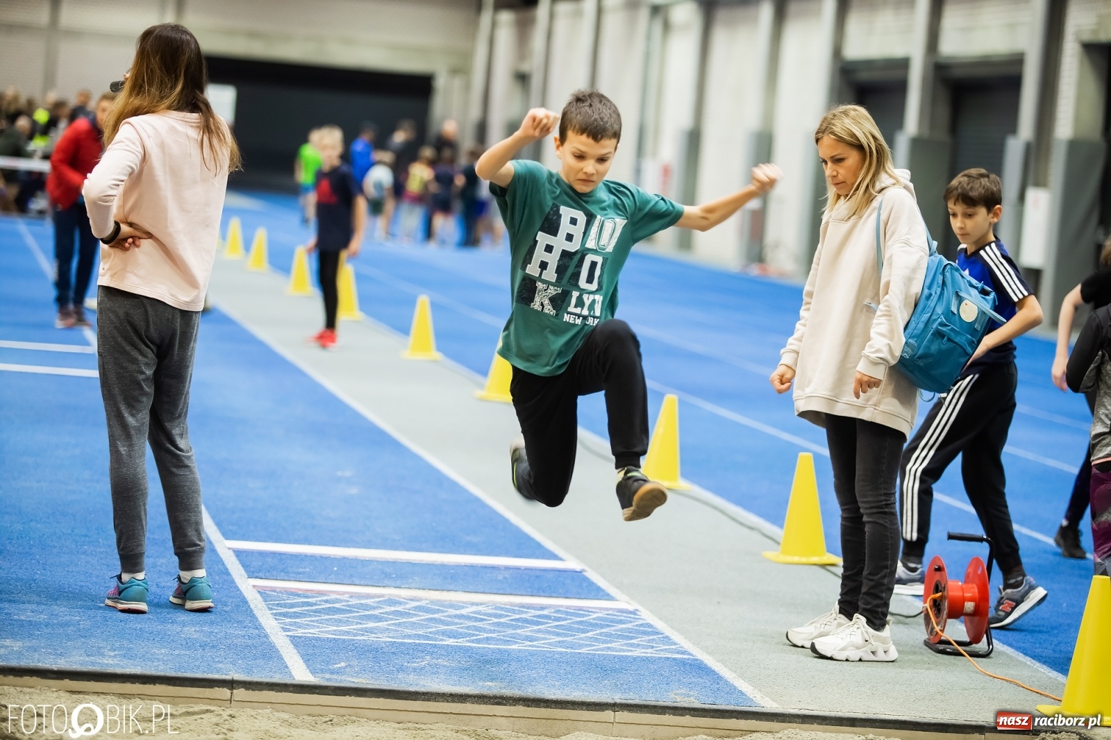 Zdjęcie w galerii na portalu naszraciborz.pl: Halowe Mistrzostwa Raciborza i Powiatu Raciborskiego w Lekkiej Atletyce [FOTO, WYNIKI] wiadomości z regionu