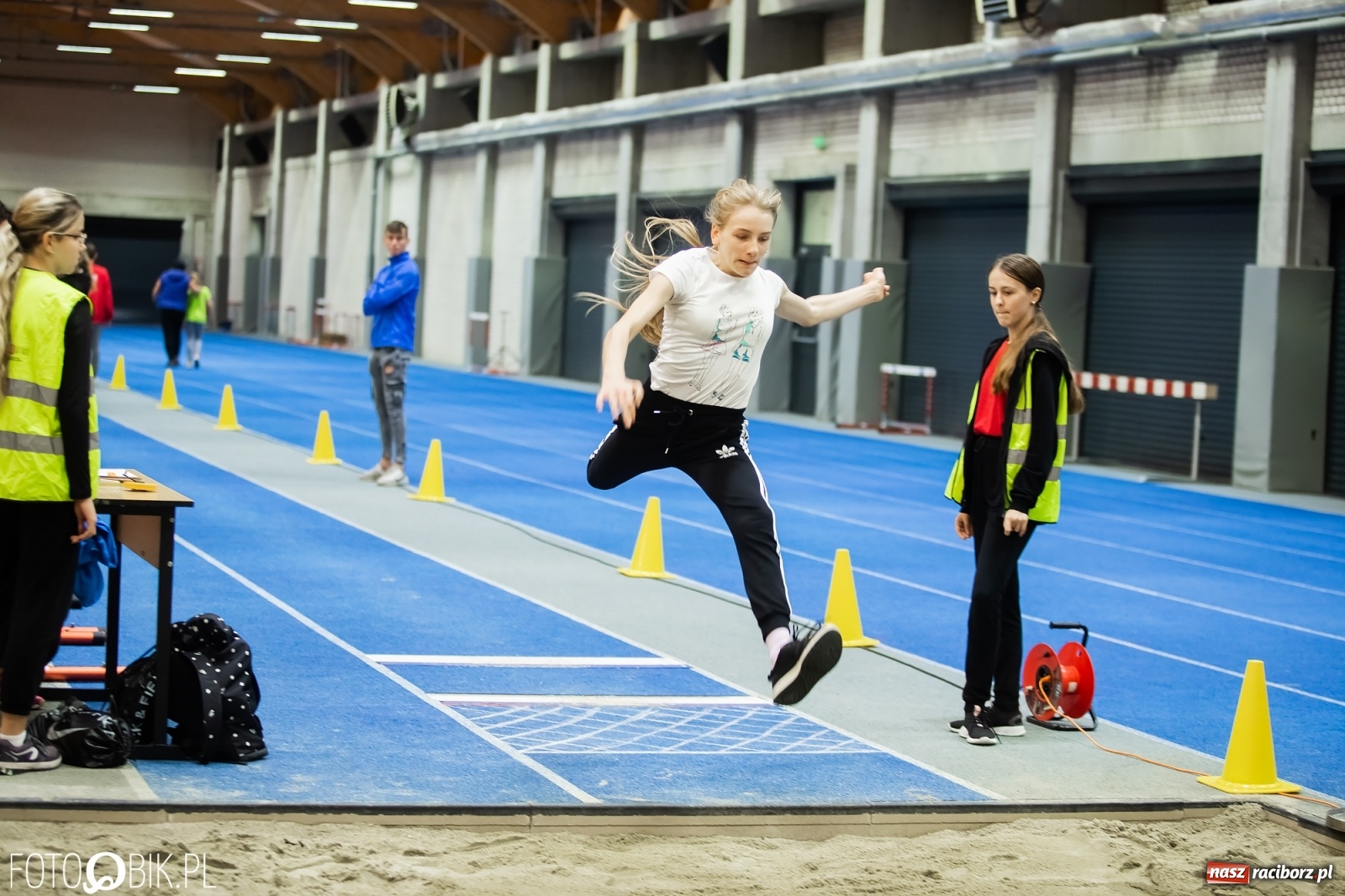 Zdjęcie w galerii na portalu naszraciborz.pl: Halowe Mistrzostwa Raciborza i Powiatu Raciborskiego w Lekkiej Atletyce [FOTO, WYNIKI] wiadomości z regionu