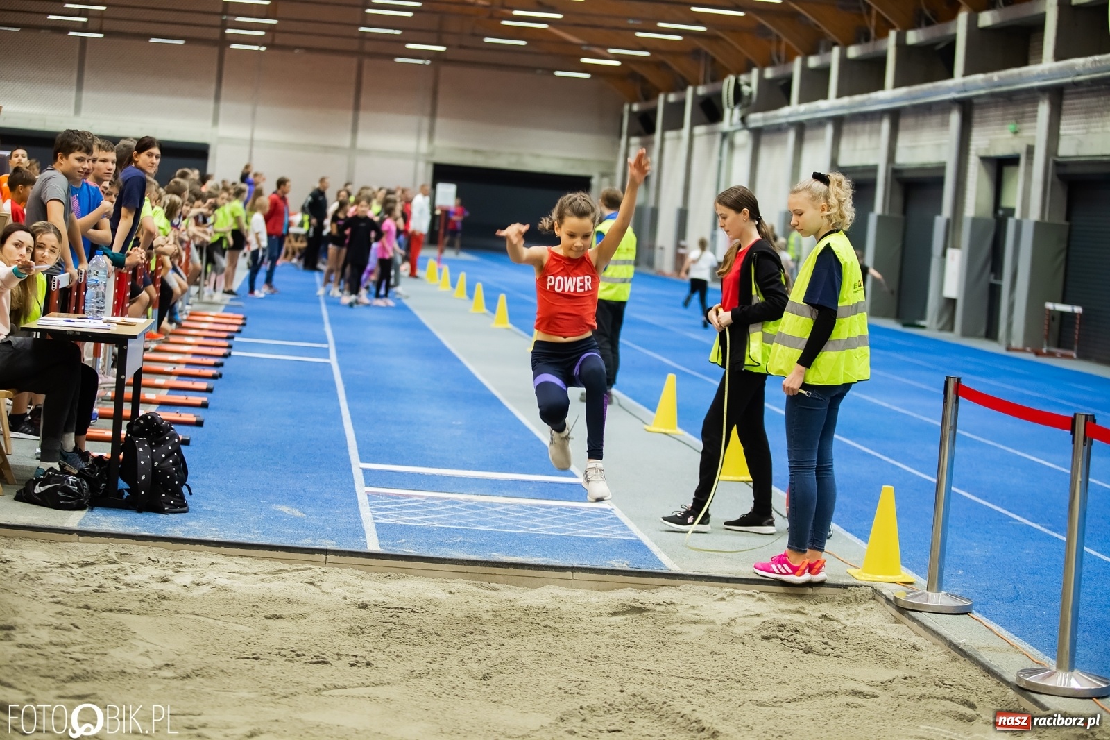 Zdjęcie w galerii na portalu naszraciborz.pl: Halowe Mistrzostwa Raciborza i Powiatu Raciborskiego w Lekkiej Atletyce [FOTO, WYNIKI] wiadomości z regionu