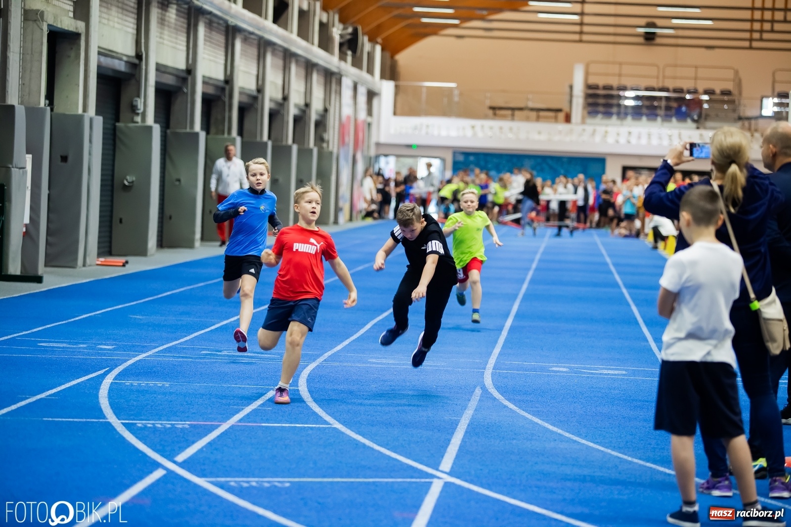 Zdjęcie w galerii na portalu naszraciborz.pl: Halowe Mistrzostwa Raciborza i Powiatu Raciborskiego w Lekkiej Atletyce [FOTO, WYNIKI] wiadomości z regionu