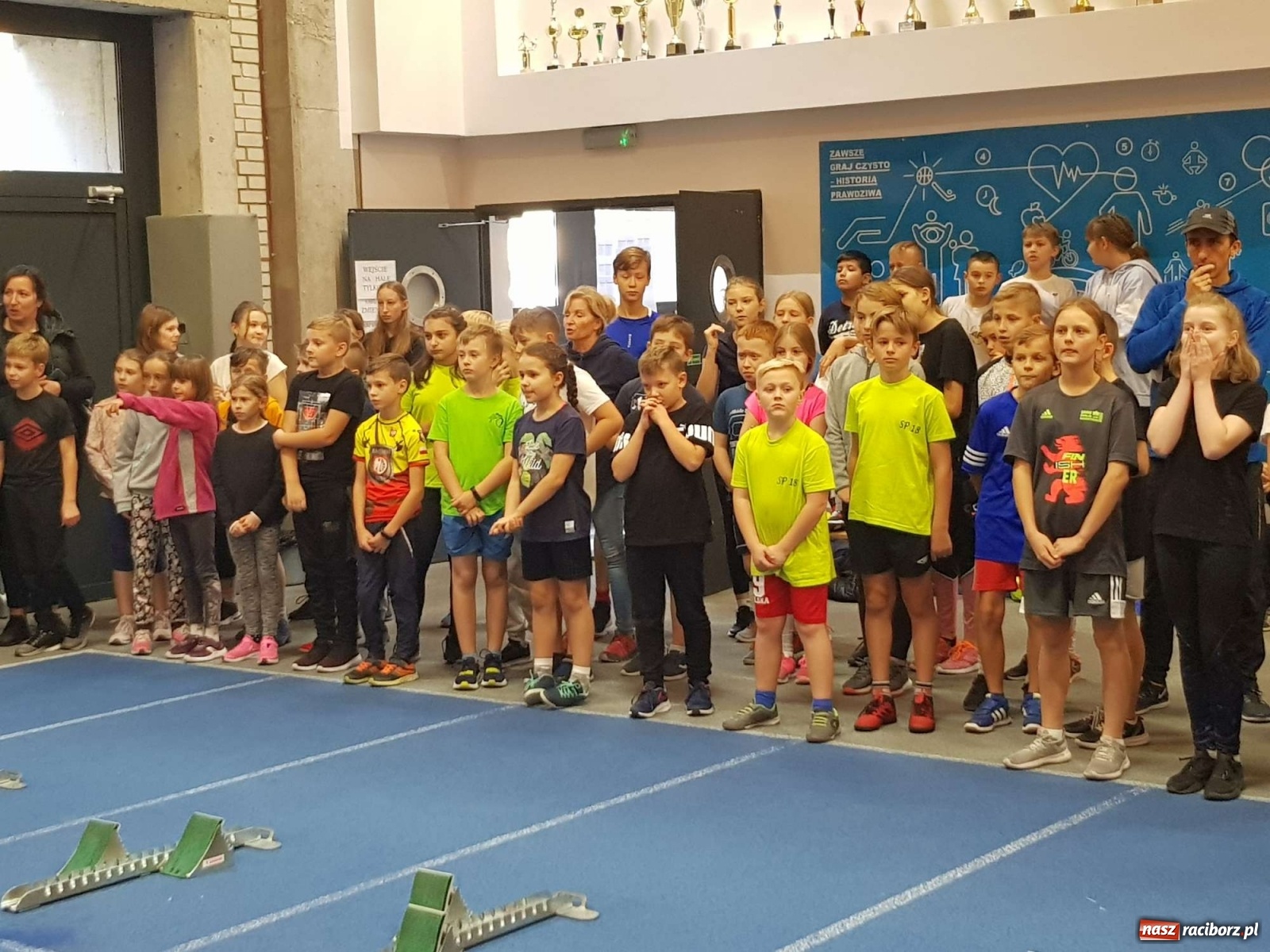 Zdjęcie w galerii na portalu naszraciborz.pl: Halowe Mistrzostwa Raciborza i Powiatu Raciborskiego w Lekkiej Atletyce [FOTO, WYNIKI] wiadomości z regionu