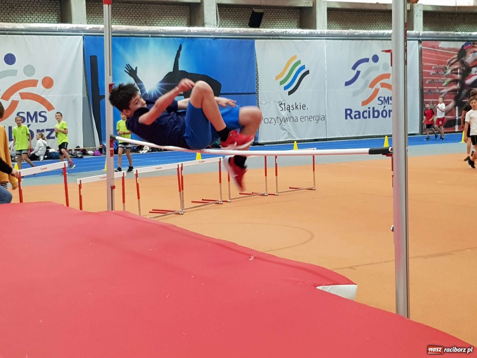 Zdjęcie w galerii na portalu naszraciborz.pl: Halowe Mistrzostwa Raciborza i Powiatu Raciborskiego w Lekkiej Atletyce [FOTO, WYNIKI] wiadomości z regionu