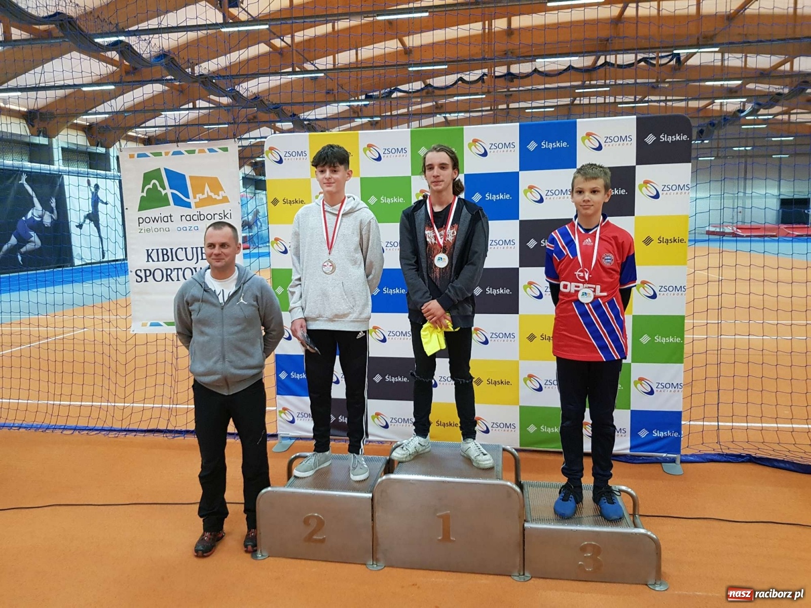 Zdjęcie w galerii na portalu naszraciborz.pl: Halowe Mistrzostwa Raciborza i Powiatu Raciborskiego w Lekkiej Atletyce [FOTO, WYNIKI] wiadomości z regionu
