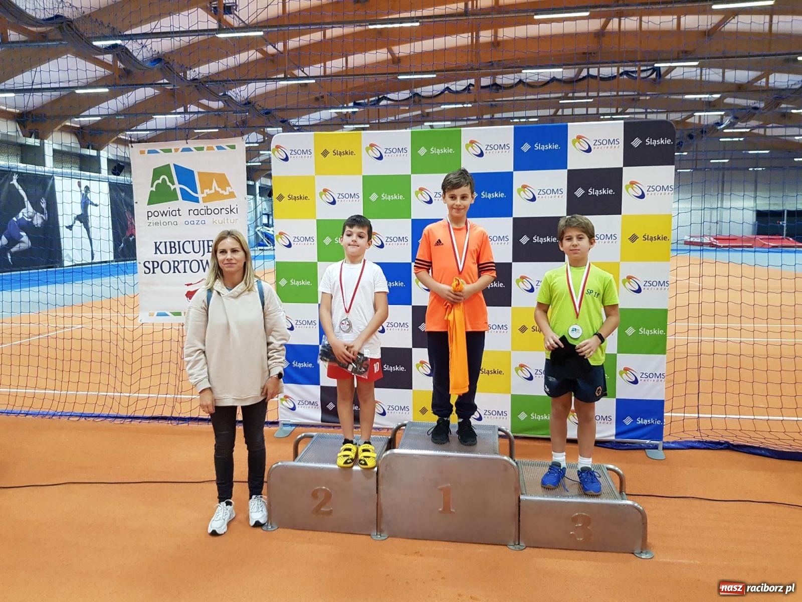 Zdjęcie w galerii na portalu naszraciborz.pl: Halowe Mistrzostwa Raciborza i Powiatu Raciborskiego w Lekkiej Atletyce [FOTO, WYNIKI] wiadomości z regionu