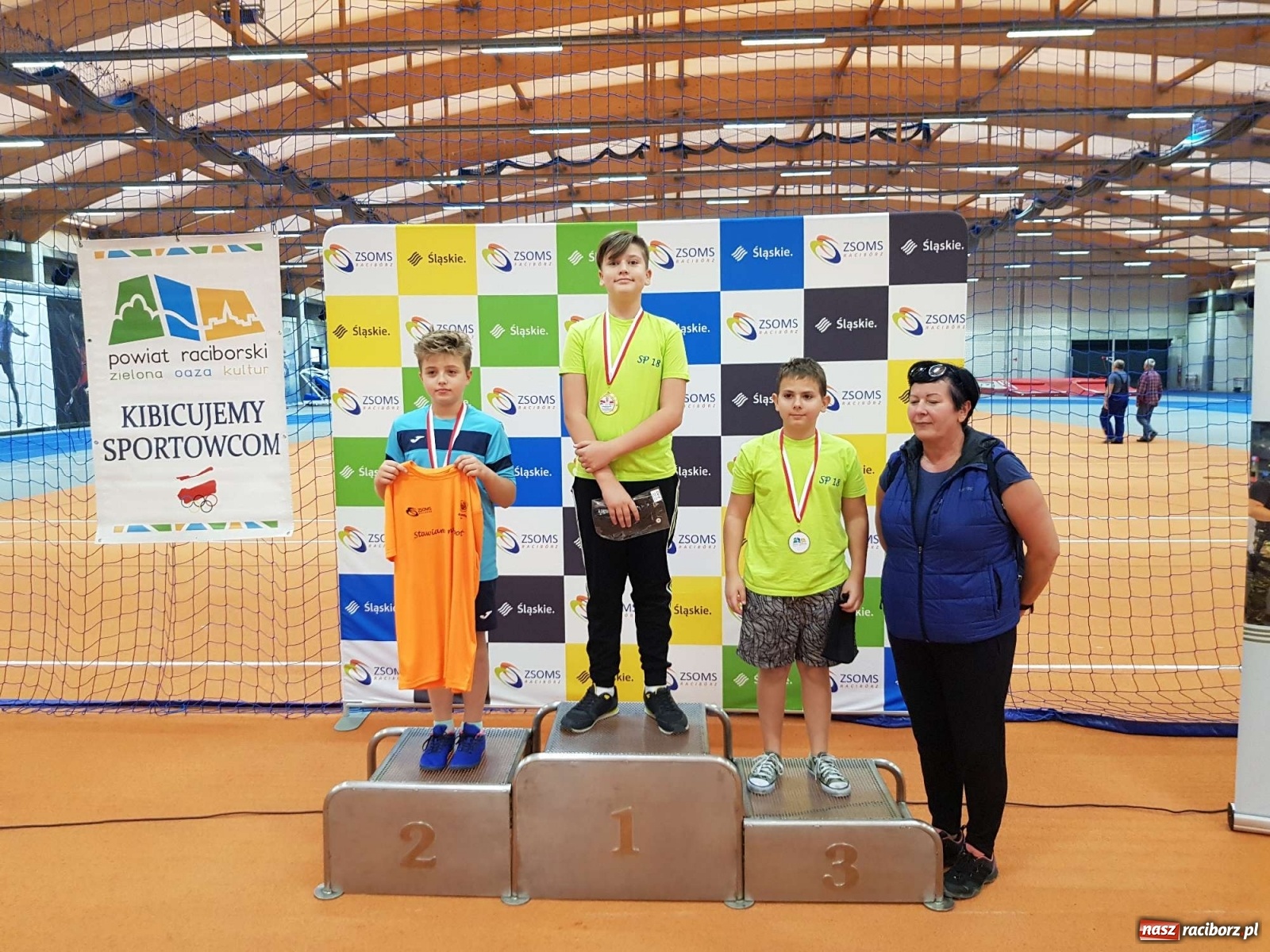 Zdjęcie w galerii na portalu naszraciborz.pl: Halowe Mistrzostwa Raciborza i Powiatu Raciborskiego w Lekkiej Atletyce [FOTO, WYNIKI] wiadomości z regionu