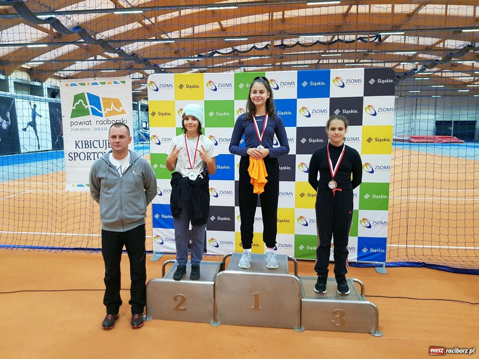 Zdjęcie w galerii na portalu naszraciborz.pl: Halowe Mistrzostwa Raciborza i Powiatu Raciborskiego w Lekkiej Atletyce [FOTO, WYNIKI] wiadomości z regionu