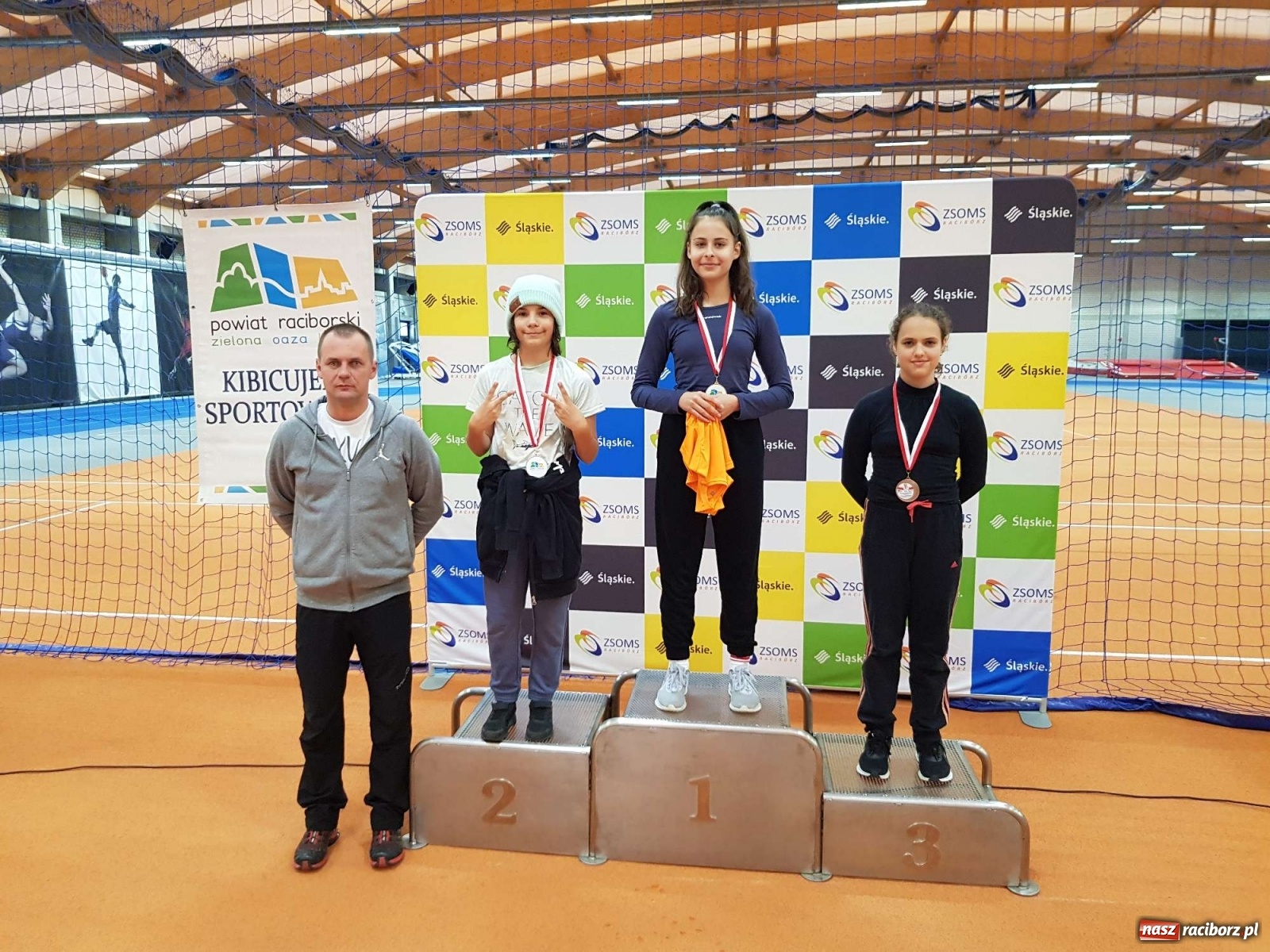 Zdjęcie w galerii na portalu naszraciborz.pl: Halowe Mistrzostwa Raciborza i Powiatu Raciborskiego w Lekkiej Atletyce [FOTO, WYNIKI] wiadomości z regionu
