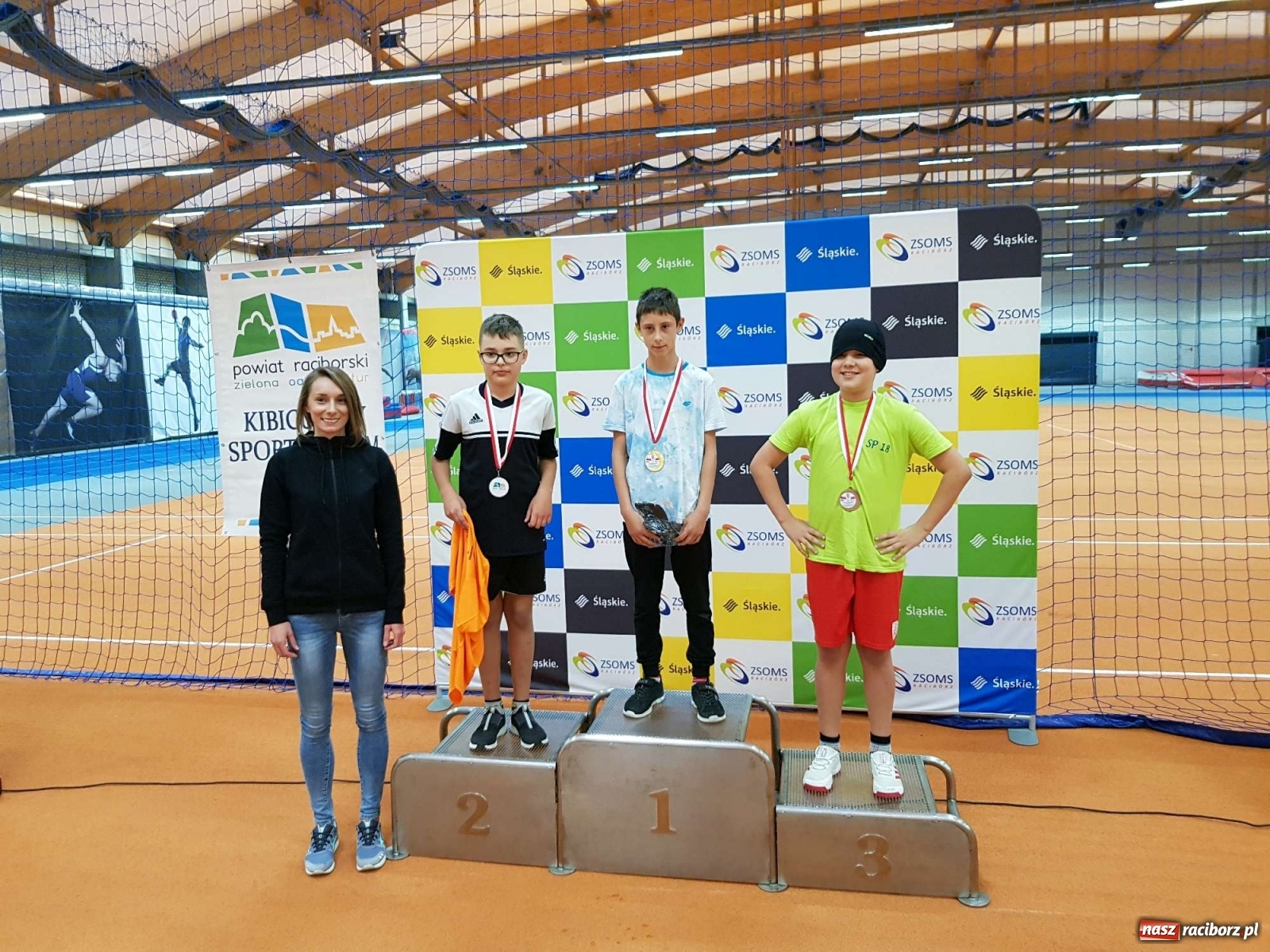 Zdjęcie w galerii na portalu naszraciborz.pl: Halowe Mistrzostwa Raciborza i Powiatu Raciborskiego w Lekkiej Atletyce [FOTO, WYNIKI] wiadomości z regionu