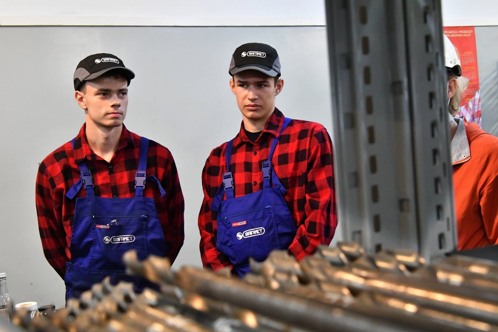 Zdjęcie w galerii na portalu naszraciborz.pl: Uczniowie Mechanika zdobywają praktyczne umiejętności w Rafamecie wiadomości z regionu