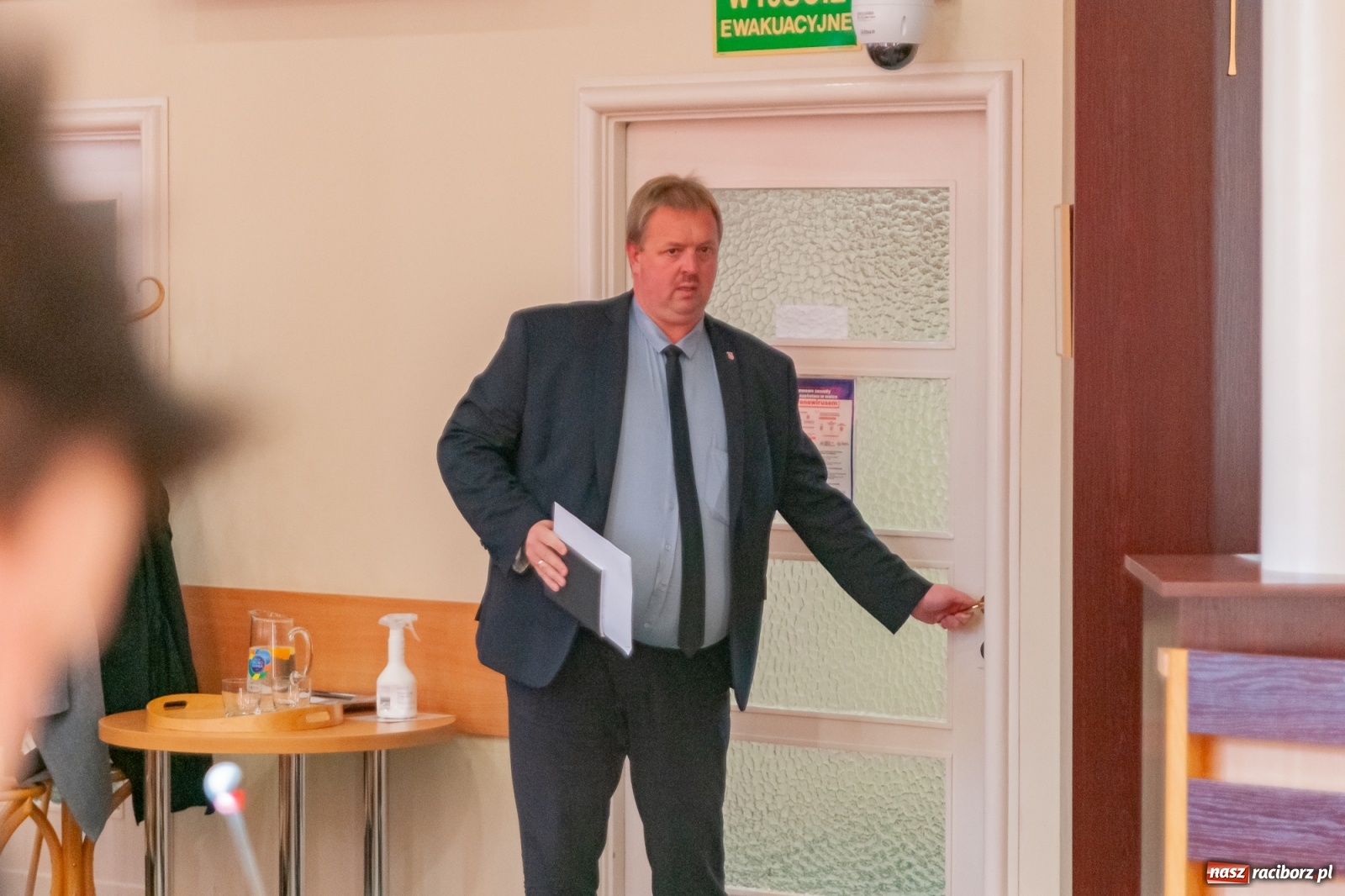 Zdjęcie w galerii na portalu naszraciborz.pl: Medal Honorowy Miasta Raciborza z... błędem ortograficznym wiadomości z regionu