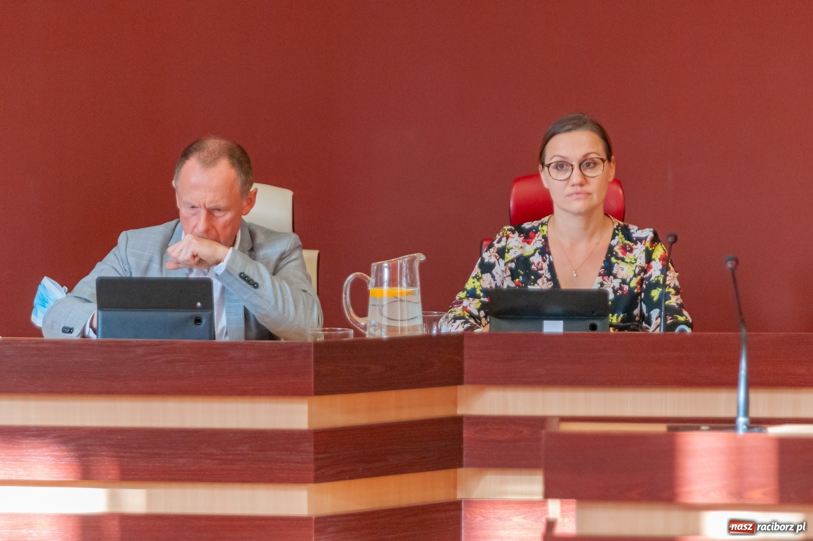 Zdjęcie w galerii na portalu naszraciborz.pl: Medal Honorowy Miasta Raciborza z... błędem ortograficznym wiadomości z regionu