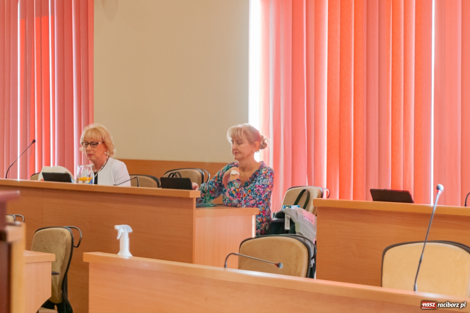 Zdjęcie w galerii na portalu naszraciborz.pl: Medal Honorowy Miasta Raciborza z... błędem ortograficznym wiadomości z regionu