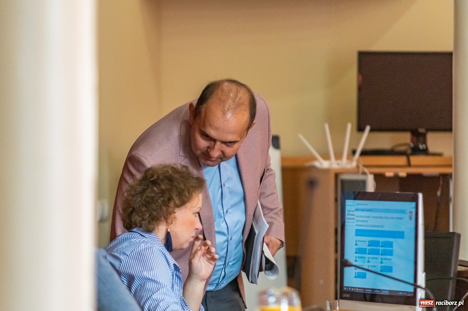 Zdjęcie w galerii na portalu naszraciborz.pl: Medal Honorowy Miasta Raciborza z... błędem ortograficznym wiadomości z regionu