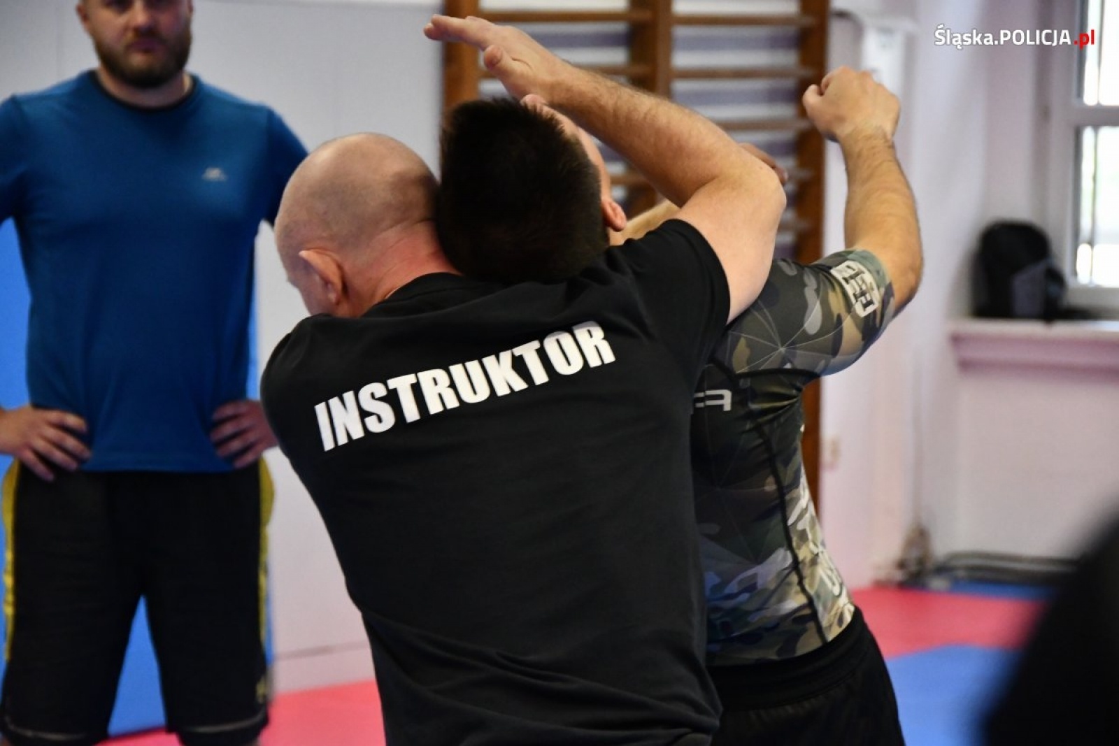 Zdjęcie w galerii na portalu naszraciborz.pl: Instruktorzy technik i taktyki interwencji przeszli szkolenie wiadomości z regionu