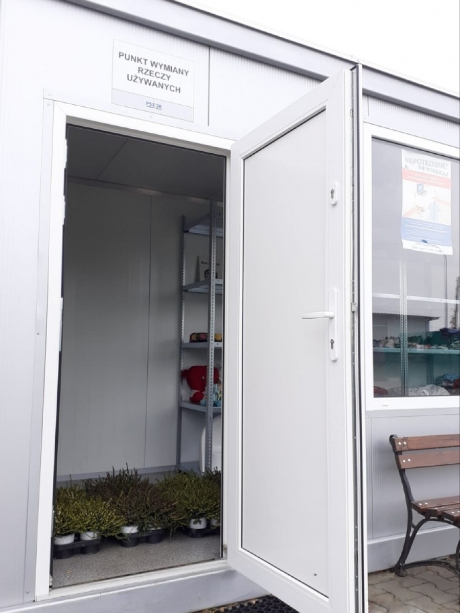 Zdjęcie w galerii na portalu naszraciborz.pl: Wrzosiec za odpady. Akcja w Pietrowicach Wielkich wiadomości z regionu