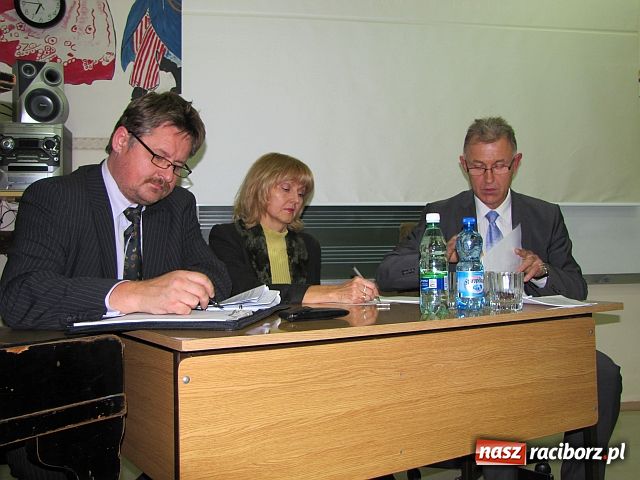 Zdjęcie w galerii na portalu naszraciborz.pl: O filmie i psiej toalecie w Sudole wiadomości z regionu