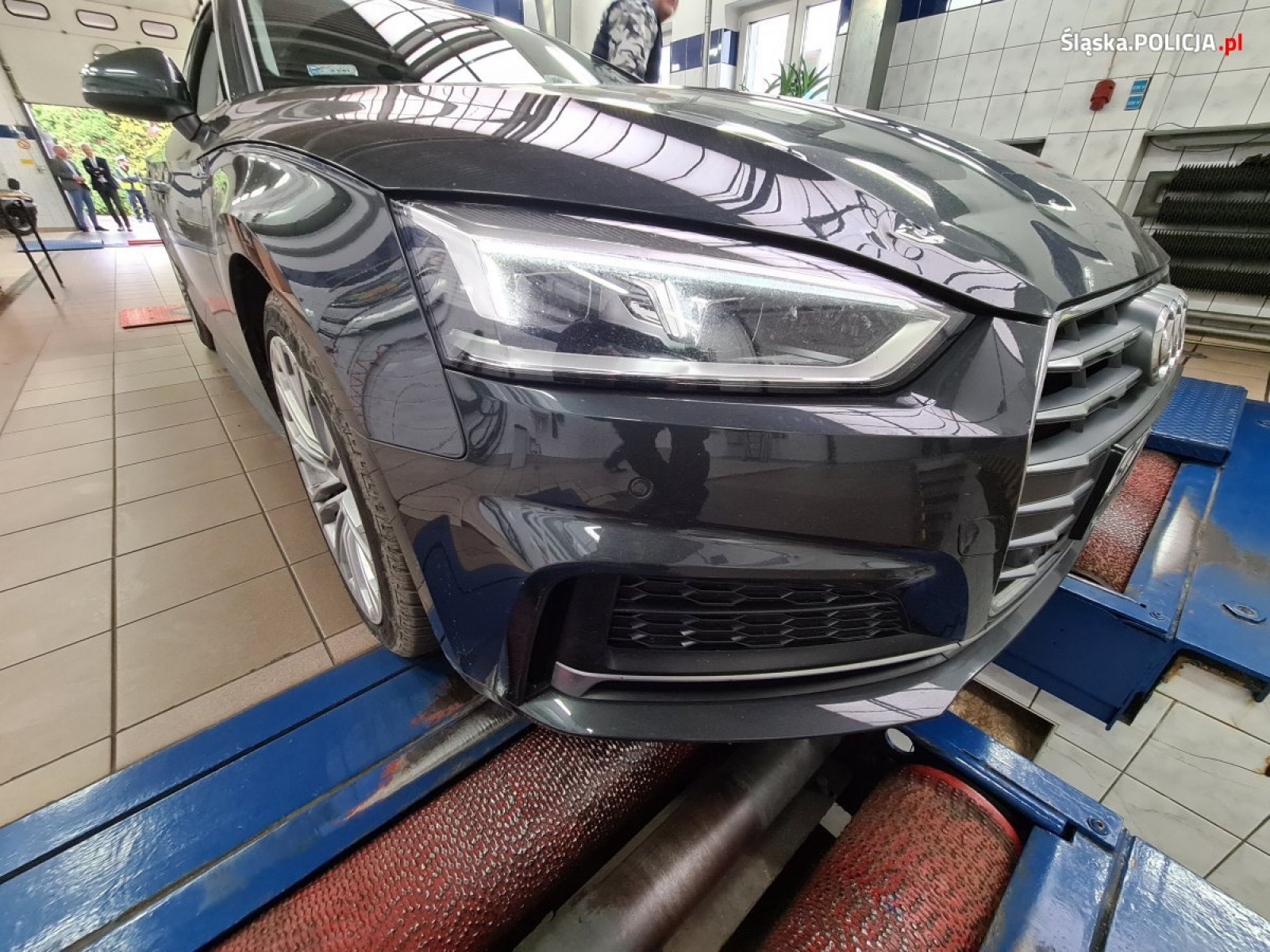 Zdjęcie w galerii na portalu naszraciborz.pl: Twoje światła - Nasze bezpieczeństwo. Akcja bezpłatnych kontroli także w Raciborzu wiadomości z regionu