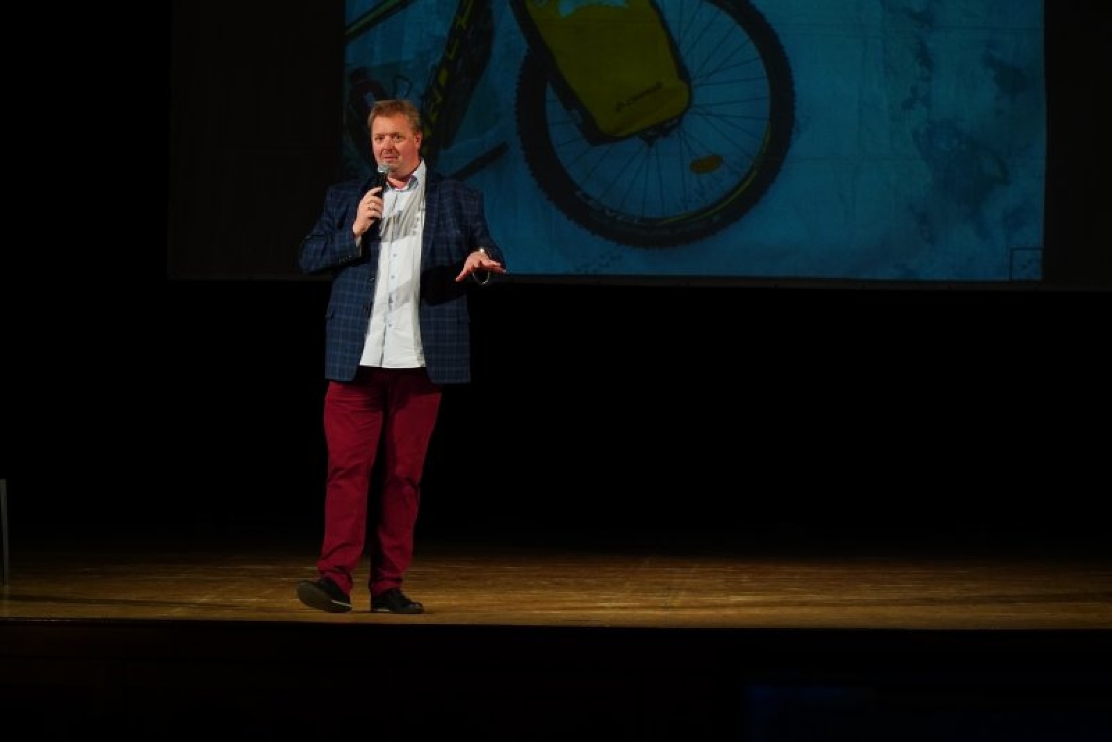 Zdjęcie w galerii na portalu naszraciborz.pl: XVII Festiwal Podróżniczy Wiatraki oficjalnie rozpoczęty wiadomości z regionu