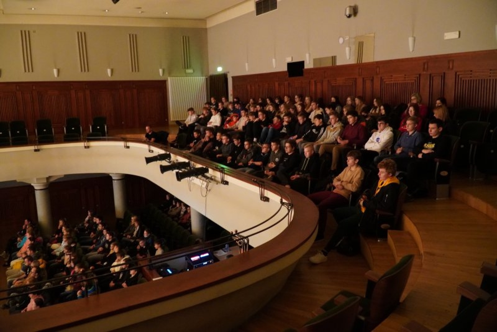 Zdjęcie w galerii na portalu naszraciborz.pl: XVII Festiwal Podróżniczy Wiatraki oficjalnie rozpoczęty wiadomości z regionu