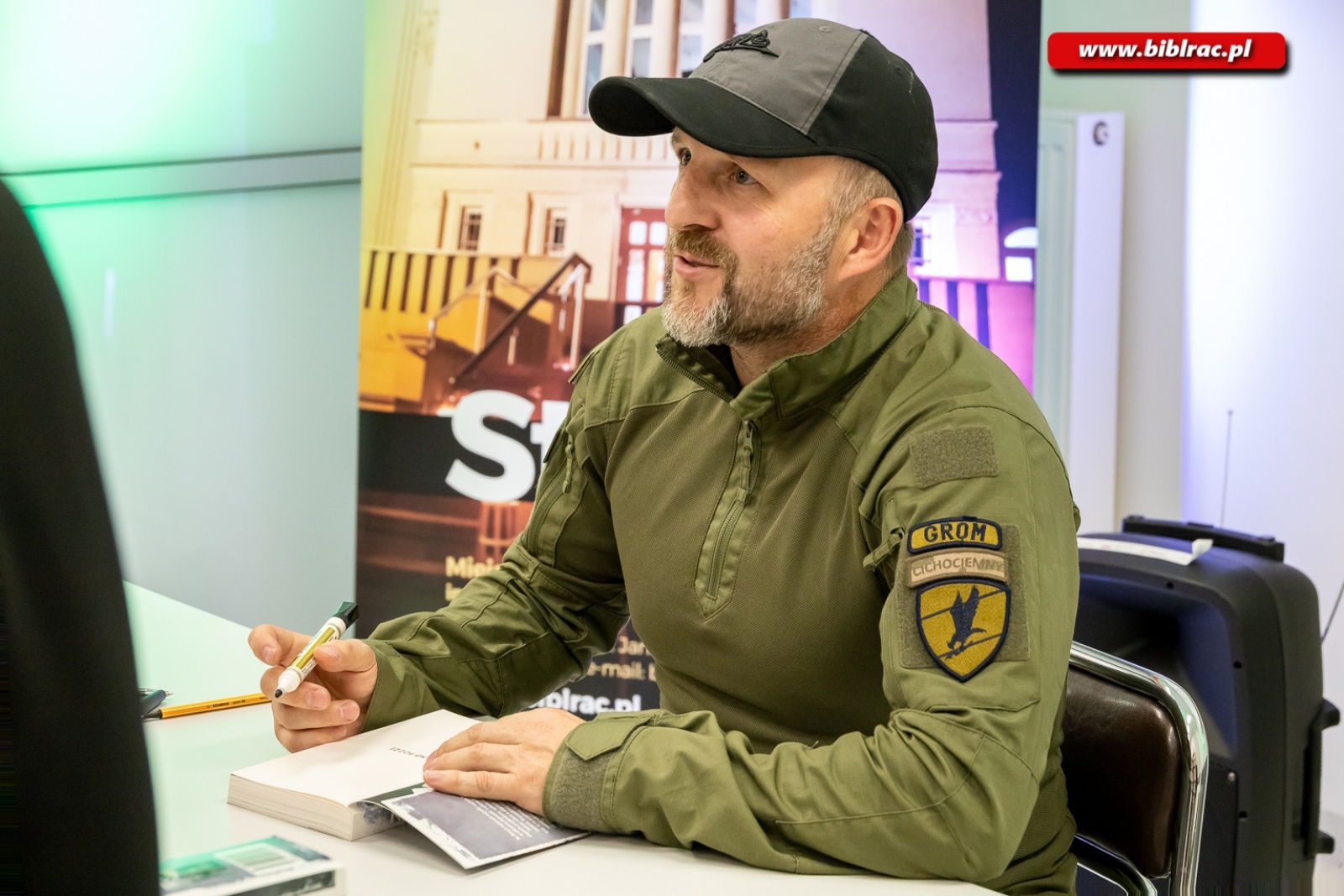 Zdjęcie w galerii na portalu naszraciborz.pl: NAVAL o Afganistanie, wspomnieniach z Raciborza i ekstremalnych wyjazdach wiadomości z regionu