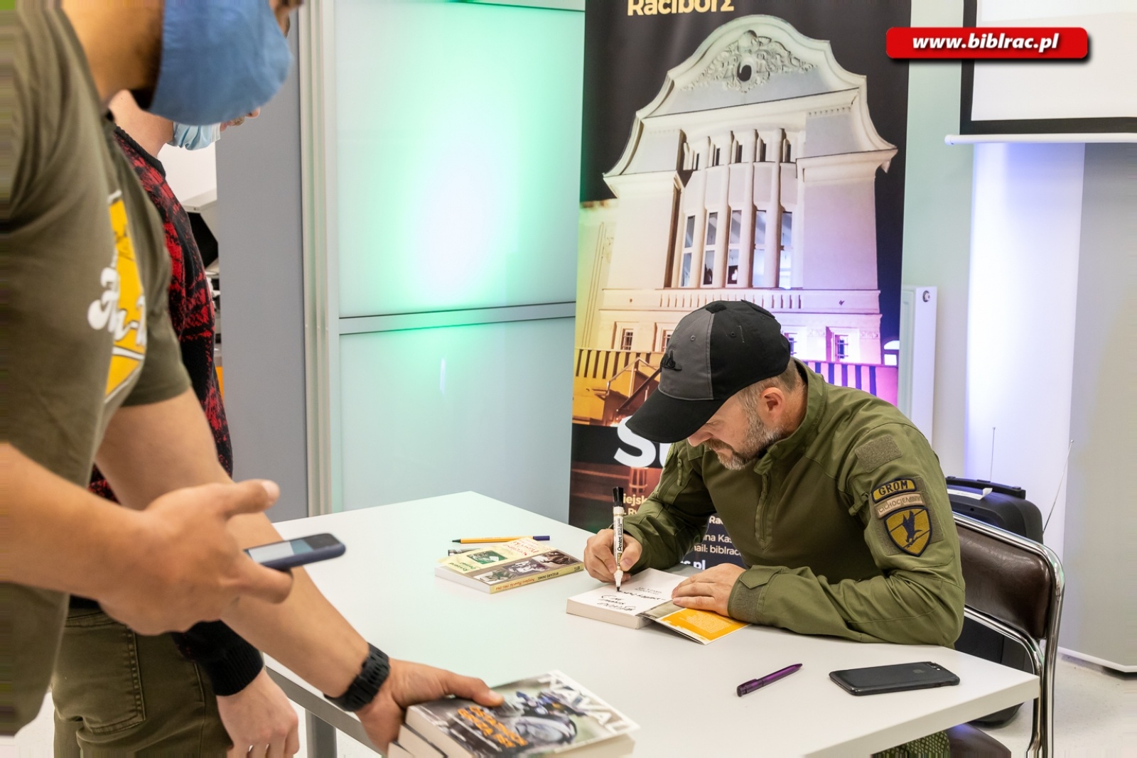 Zdjęcie w galerii na portalu naszraciborz.pl: NAVAL o Afganistanie, wspomnieniach z Raciborza i ekstremalnych wyjazdach wiadomości z regionu