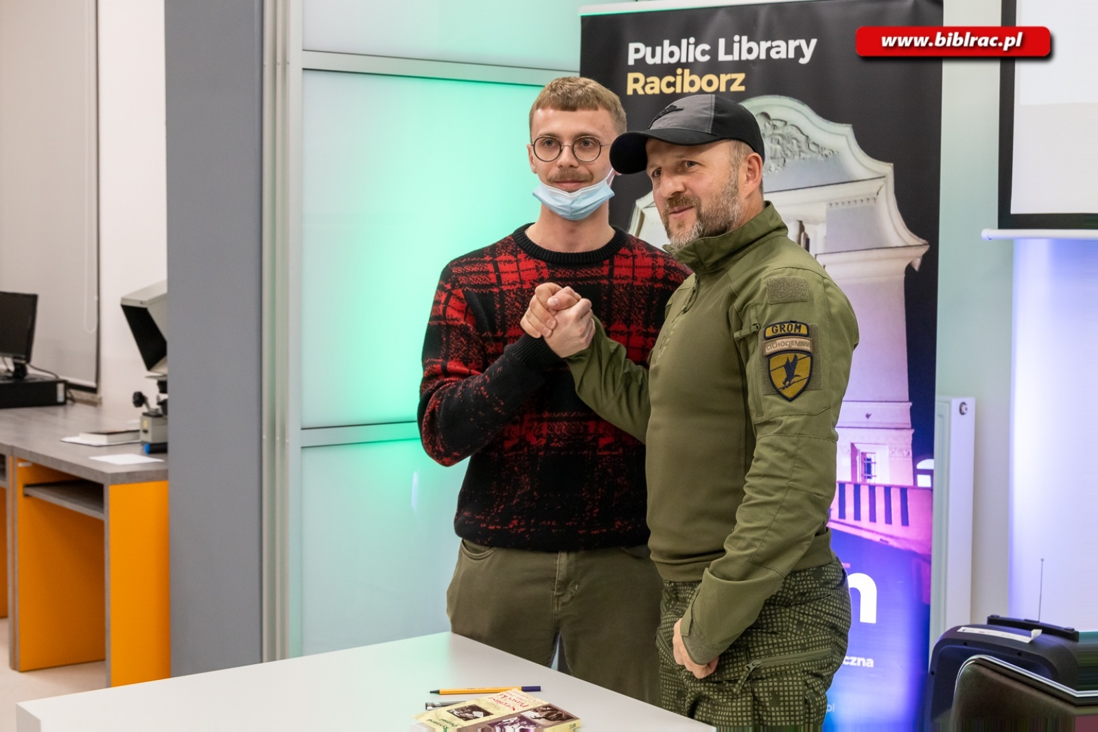 Zdjęcie w galerii na portalu naszraciborz.pl: NAVAL o Afganistanie, wspomnieniach z Raciborza i ekstremalnych wyjazdach wiadomości z regionu