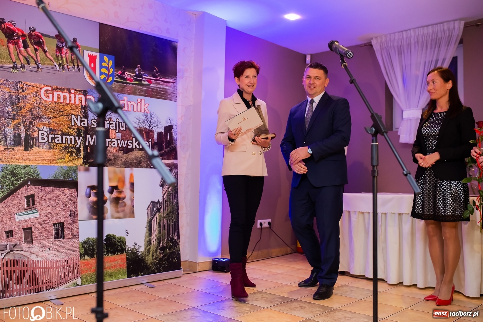 Zdjęcie w galerii na portalu naszraciborz.pl: FIALA gminy Rudnik. Po raz trzeci wręczono nagrody za wkład w rozwój społeczno-gospodarczy wiadomości z regionu