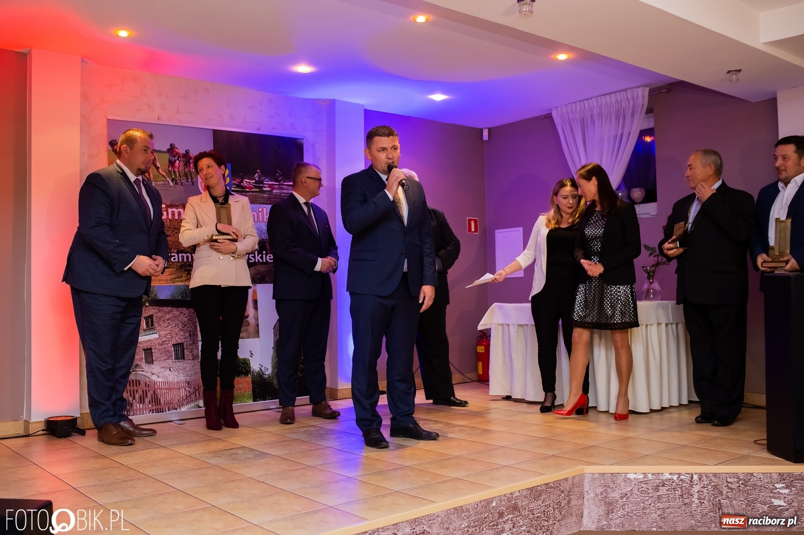 Zdjęcie w galerii na portalu naszraciborz.pl: FIALA gminy Rudnik. Po raz trzeci wręczono nagrody za wkład w rozwój społeczno-gospodarczy wiadomości z regionu