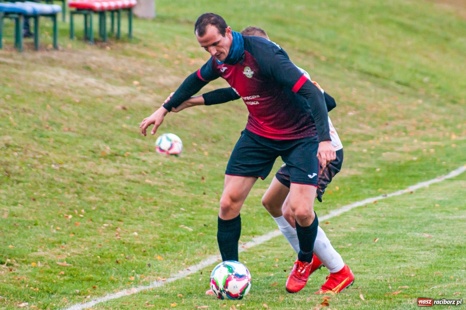 Zdjęcie w galerii na portalu naszraciborz.pl: B klasa. O krok od bijatyki w Pietraszynie. Lider pokonany! [FOTO] wiadomości z regionu