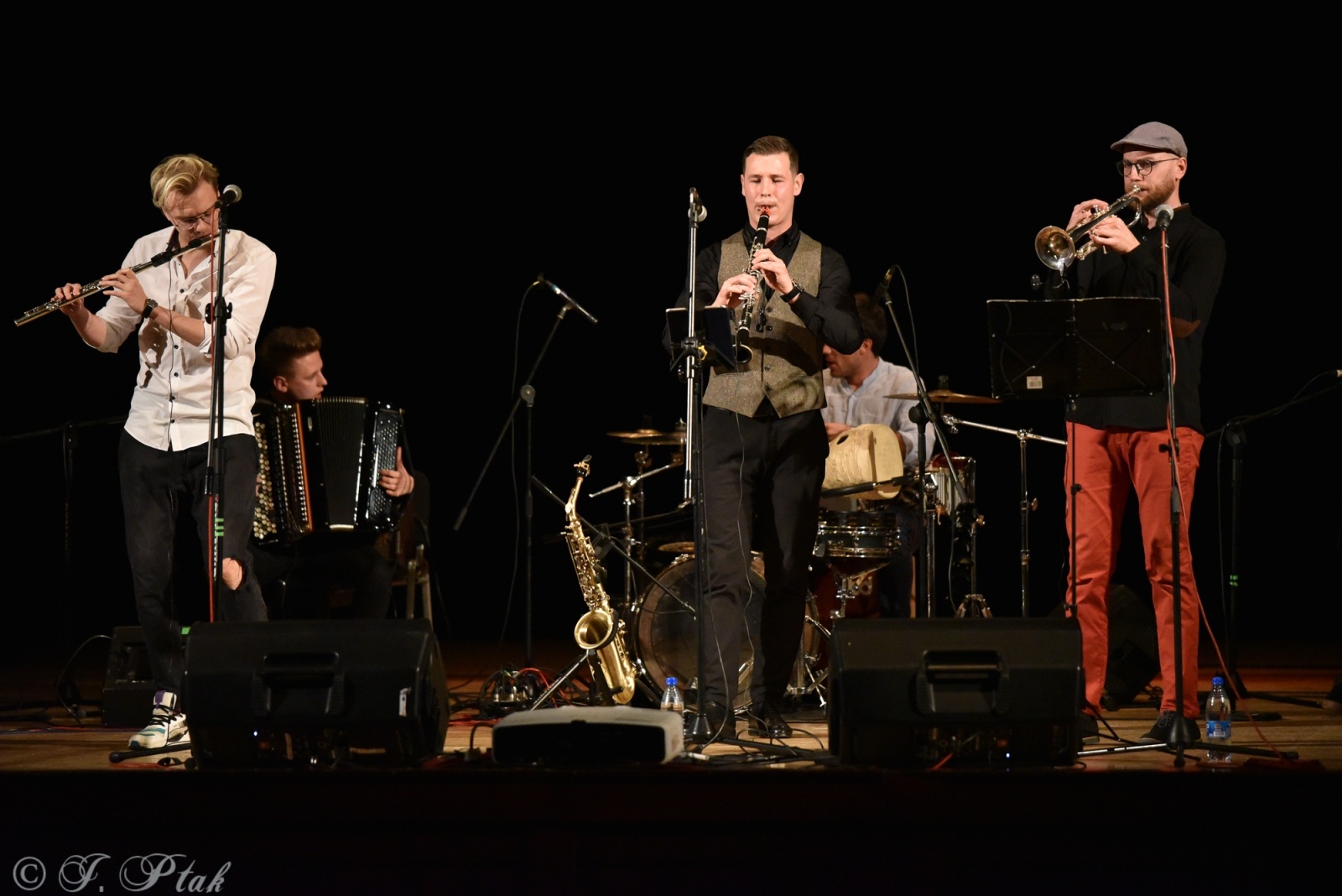 Zdjęcie w galerii na portalu naszraciborz.pl: Folkowe rytmy na sobotni finał Wiatraków. Co w niedzielę? wiadomości z regionu
