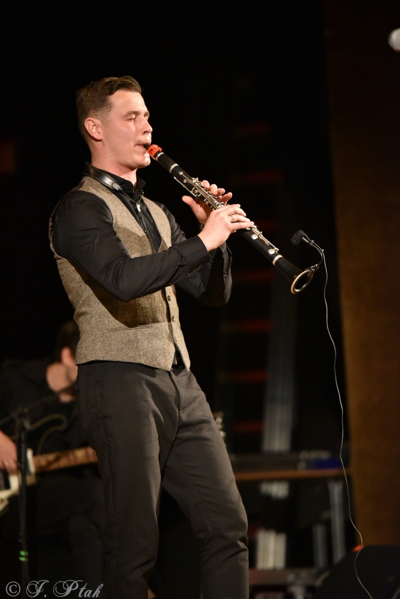 Zdjęcie w galerii na portalu naszraciborz.pl: Folkowe rytmy na sobotni finał Wiatraków. Co w niedzielę? wiadomości z regionu