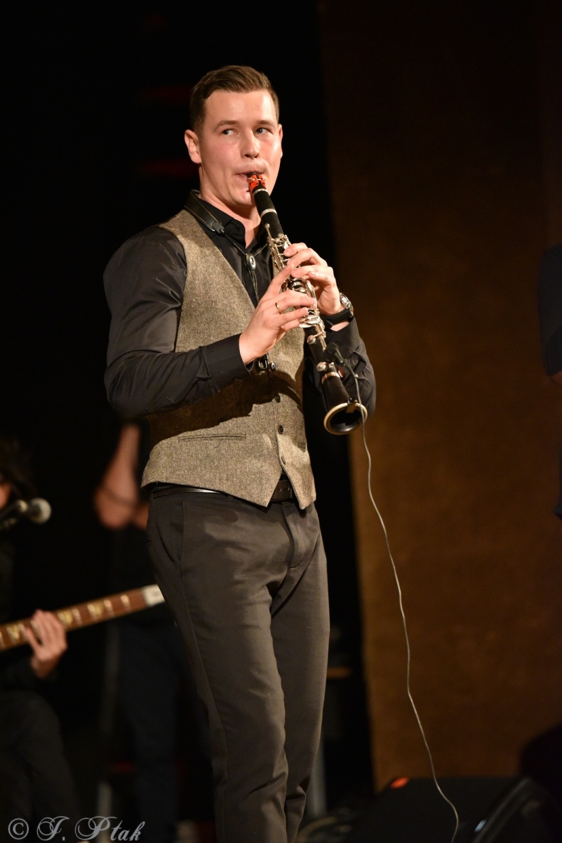 Zdjęcie w galerii na portalu naszraciborz.pl: Folkowe rytmy na sobotni finał Wiatraków. Co w niedzielę? wiadomości z regionu