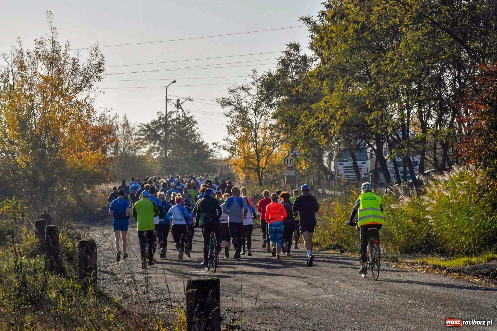 Zdjęcie w galerii na portalu naszraciborz.pl: Półmaraton po wałach - od Bukowa do Raciborza [FOTO i WIDEO] wiadomości z regionu