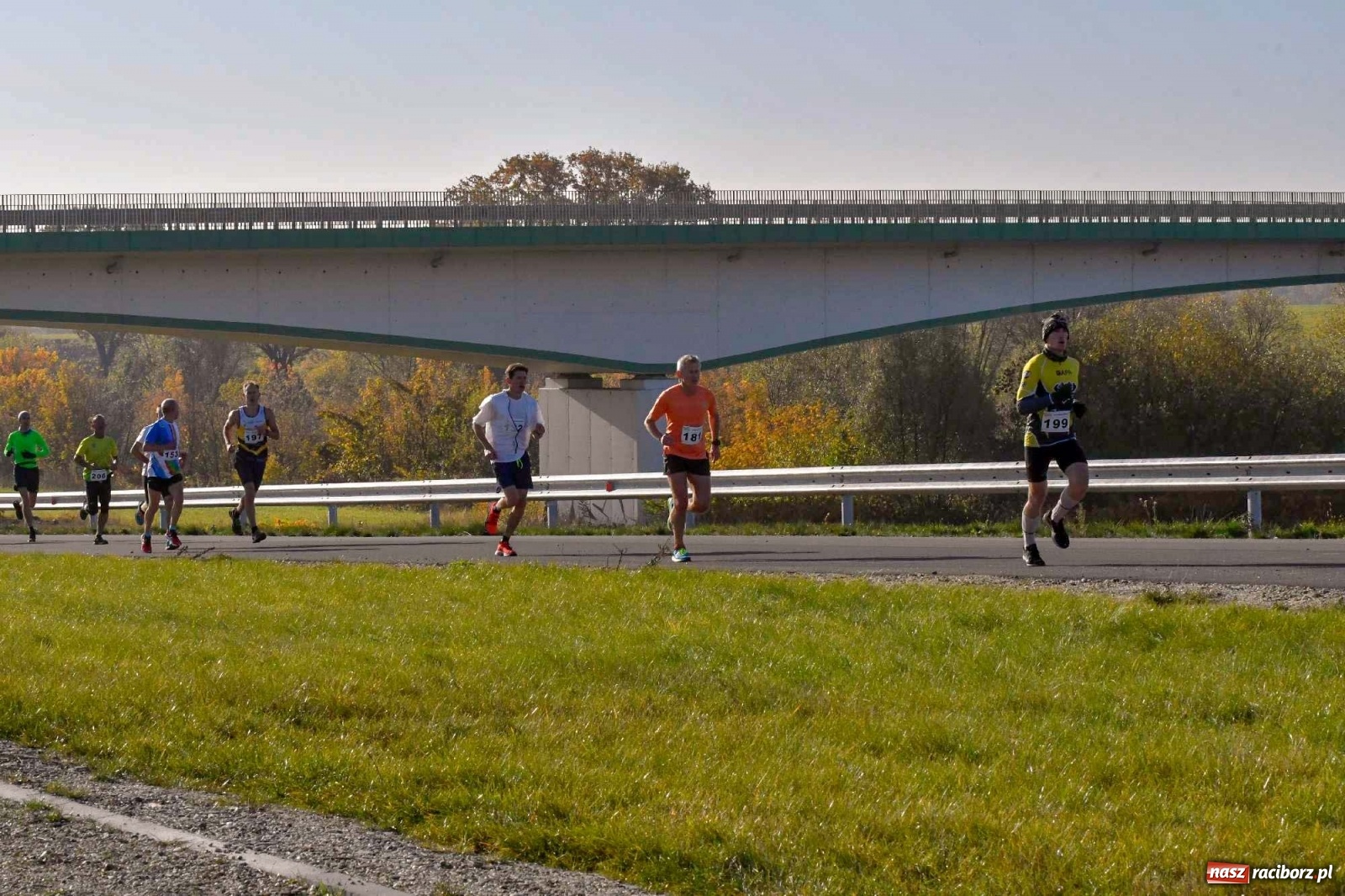 Zdjęcie w galerii na portalu naszraciborz.pl: Półmaraton po wałach - od Bukowa do Raciborza [FOTO i WIDEO] wiadomości z regionu