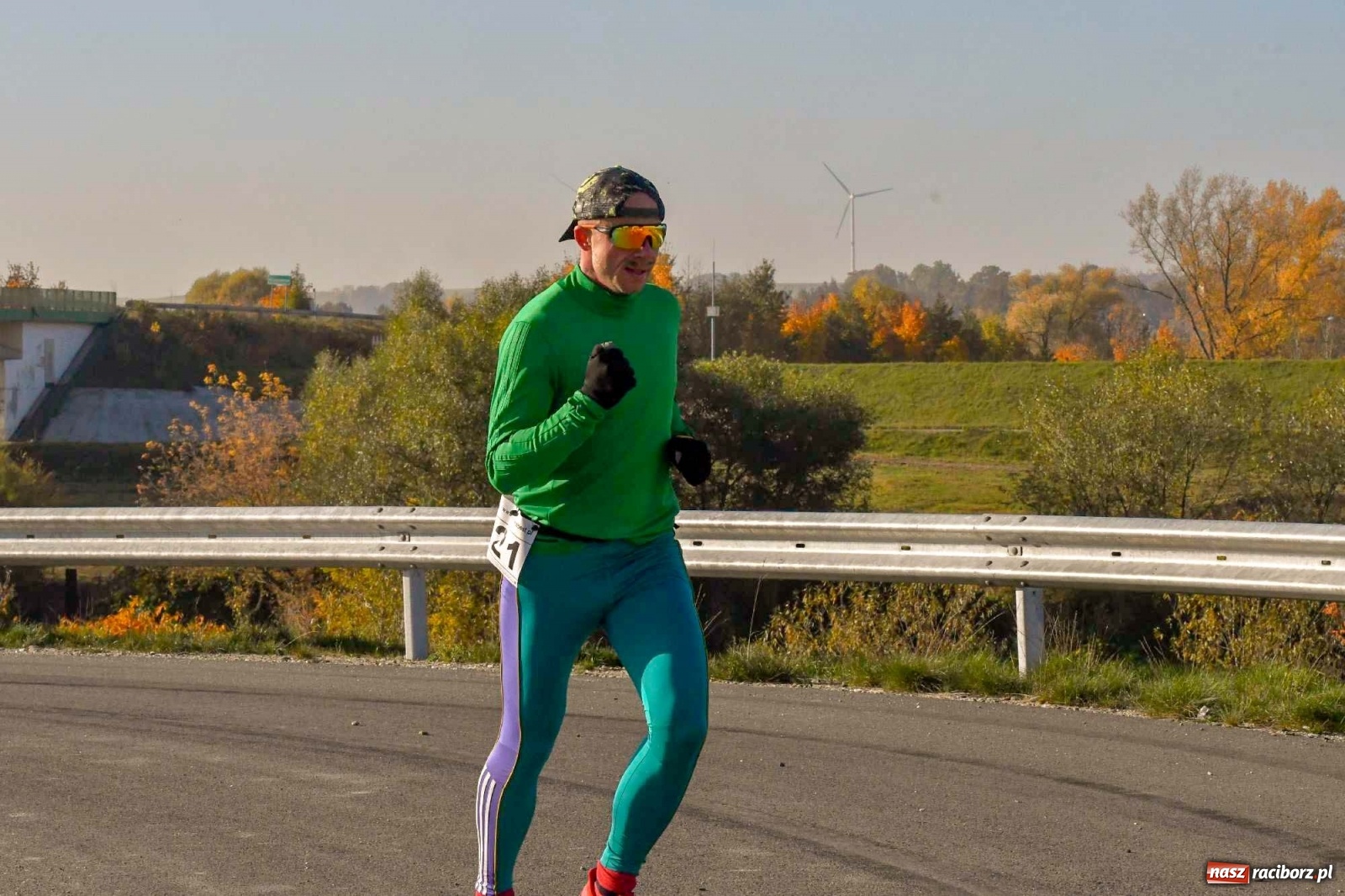 Zdjęcie w galerii na portalu naszraciborz.pl: Półmaraton po wałach - od Bukowa do Raciborza [FOTO i WIDEO] wiadomości z regionu