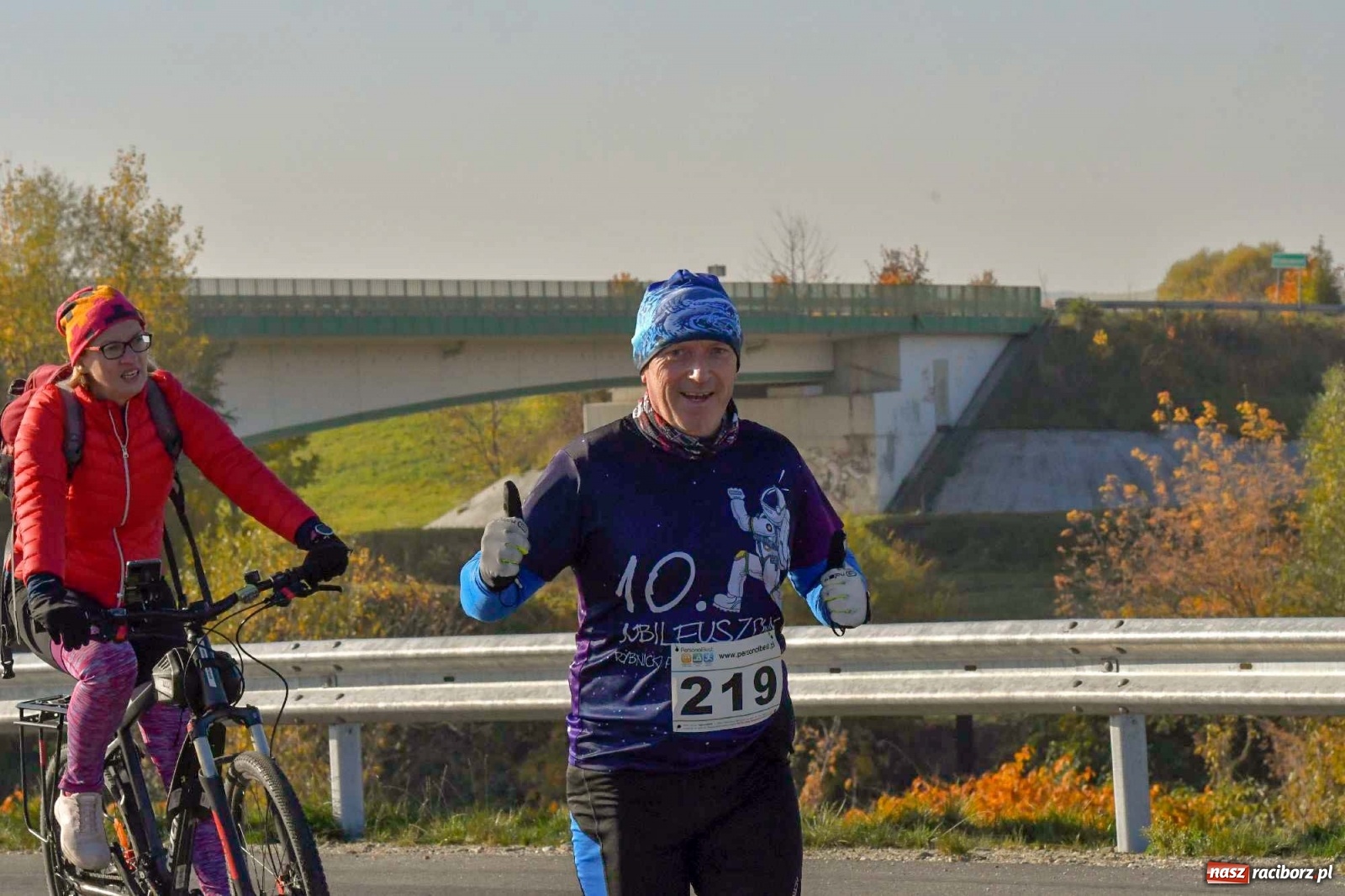 Zdjęcie w galerii na portalu naszraciborz.pl: Półmaraton po wałach - od Bukowa do Raciborza [FOTO i WIDEO] wiadomości z regionu
