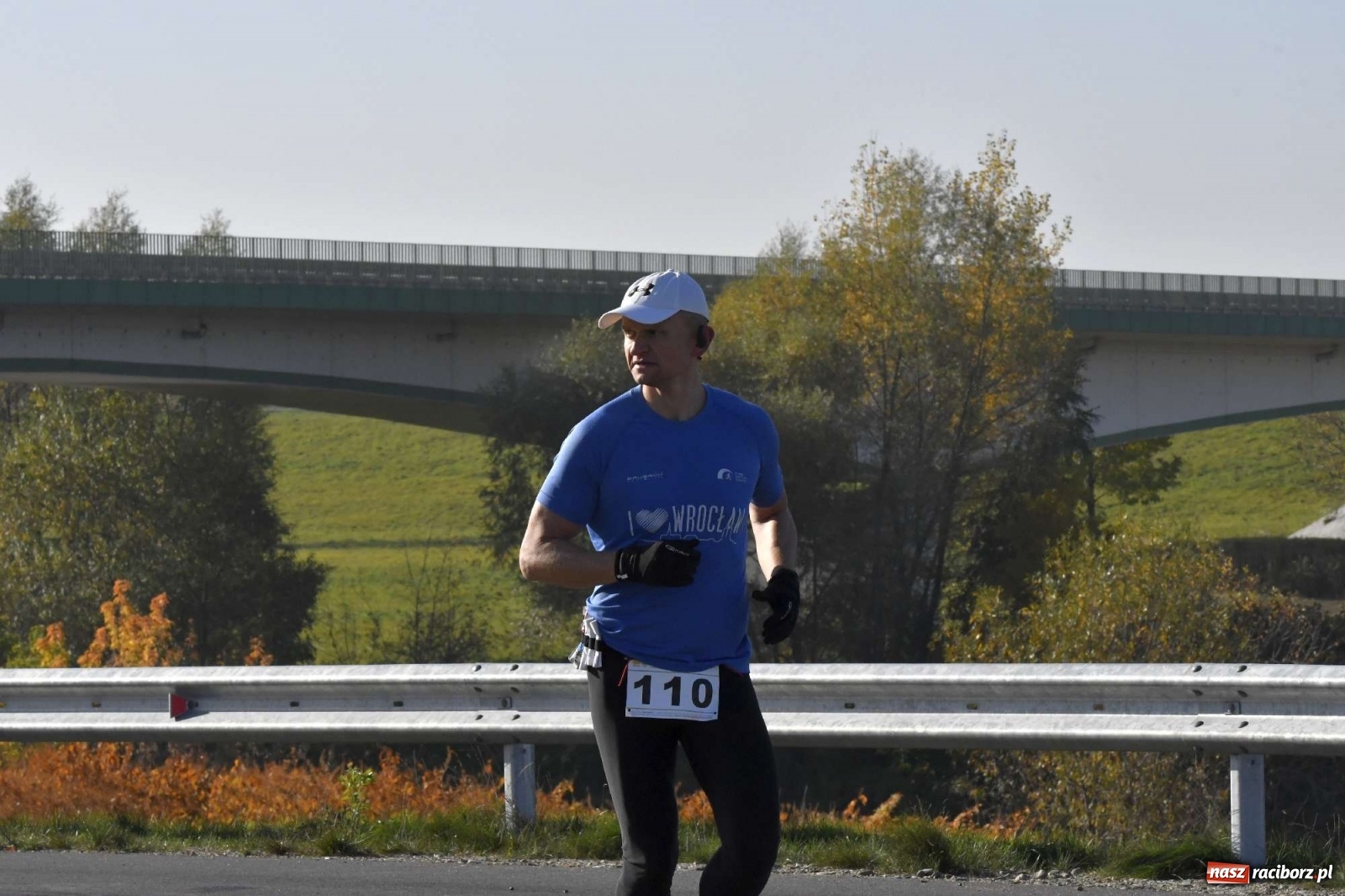Zdjęcie w galerii na portalu naszraciborz.pl: Półmaraton po wałach - od Bukowa do Raciborza [FOTO i WIDEO] wiadomości z regionu