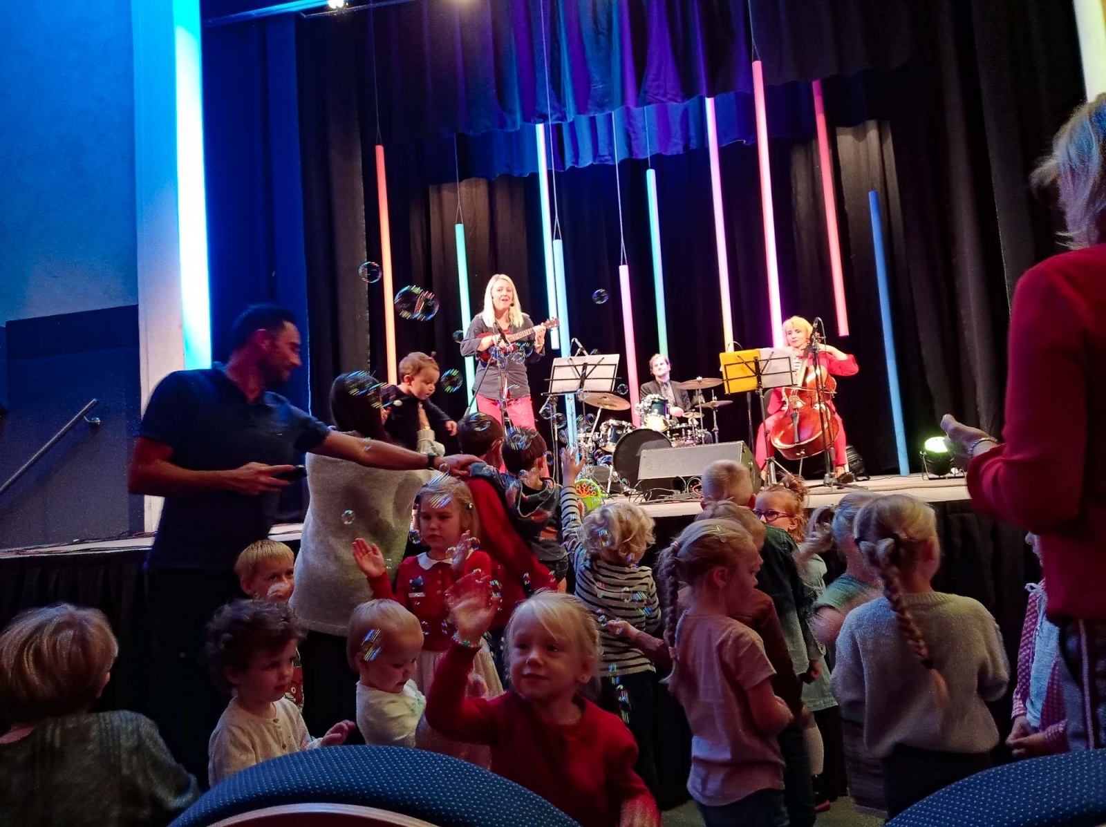 Zdjęcie w galerii na portalu naszraciborz.pl: Maluchy w krainie dźwięku tym razem w Strzesze wiadomości z regionu