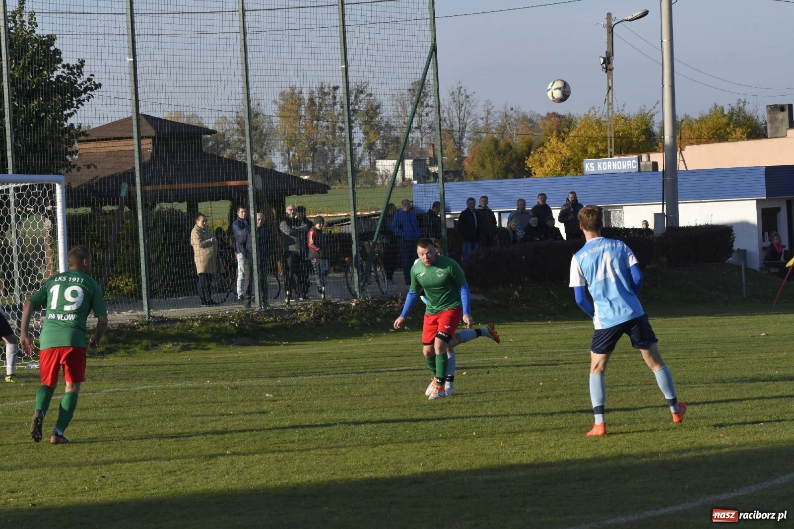 Zdjęcie w galerii na portalu naszraciborz.pl: Kornowac odprawił z kwitkiem Pawłów wiadomości z regionu