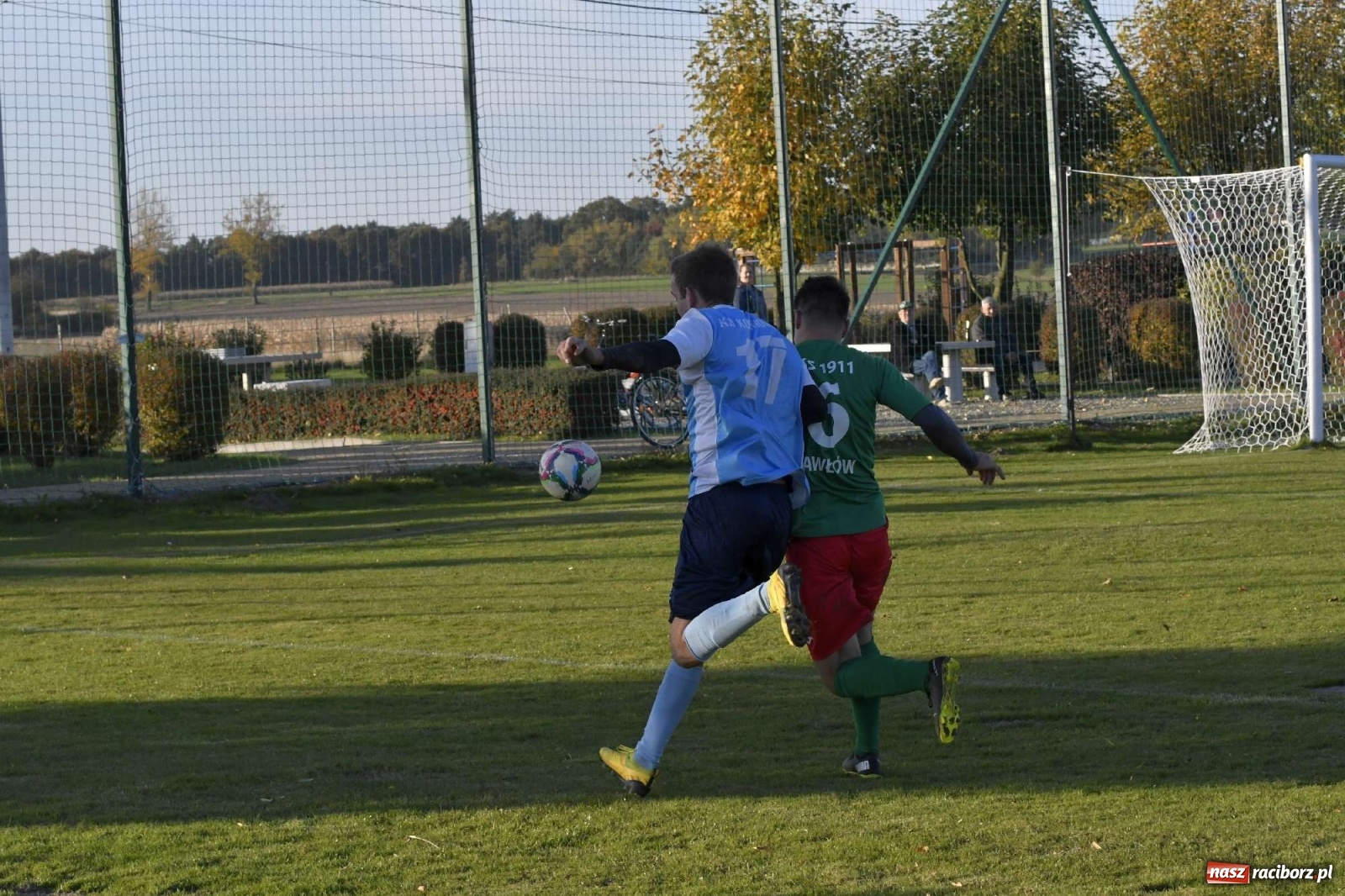 Zdjęcie w galerii na portalu naszraciborz.pl: Kornowac odprawił z kwitkiem Pawłów wiadomości z regionu
