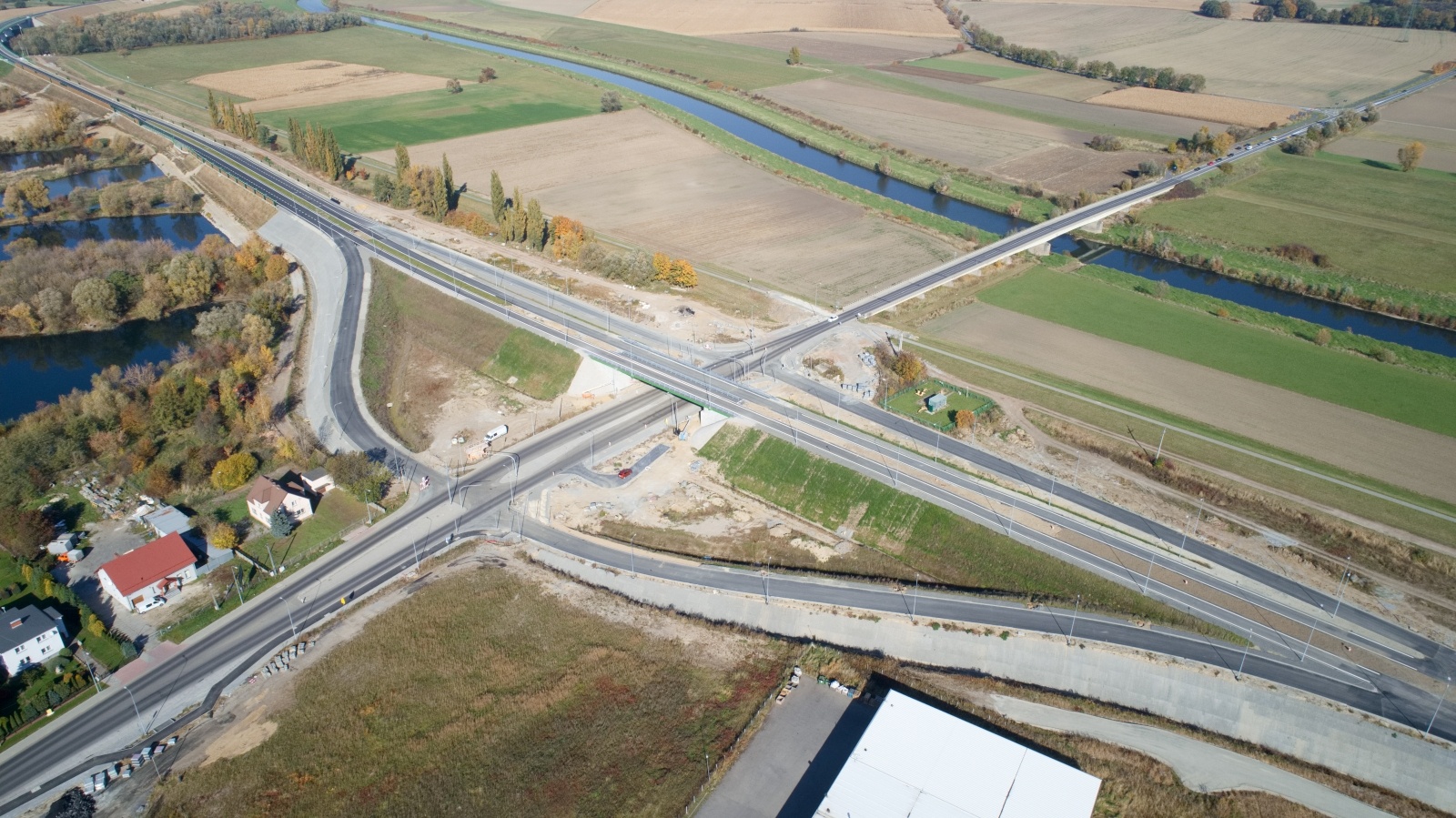 Zdjęcie w galerii na portalu naszraciborz.pl: Wschodnia obwodnica Raciborza [FOTO i WIDEO z 24.10.2021] wiadomości z regionu