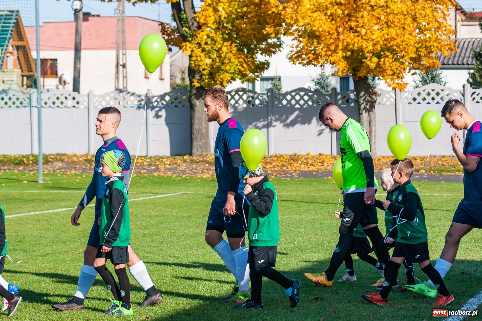 Zdjęcie w galerii na portalu naszraciborz.pl: Klasa okręgowa. LKS Tworków wiedzie prym w Gminie Krzyżanowice [FOTO] wiadomości z regionu