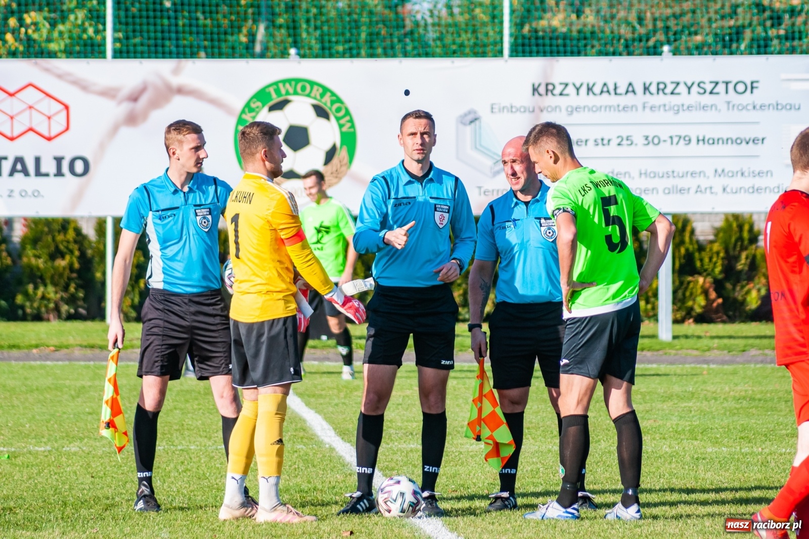 Zdjęcie w galerii na portalu naszraciborz.pl: Klasa okręgowa. LKS Tworków wiedzie prym w Gminie Krzyżanowice [FOTO] wiadomości z regionu