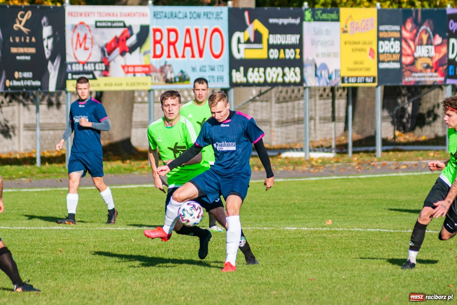 Zdjęcie w galerii na portalu naszraciborz.pl: Klasa okręgowa. LKS Tworków wiedzie prym w Gminie Krzyżanowice [FOTO] wiadomości z regionu