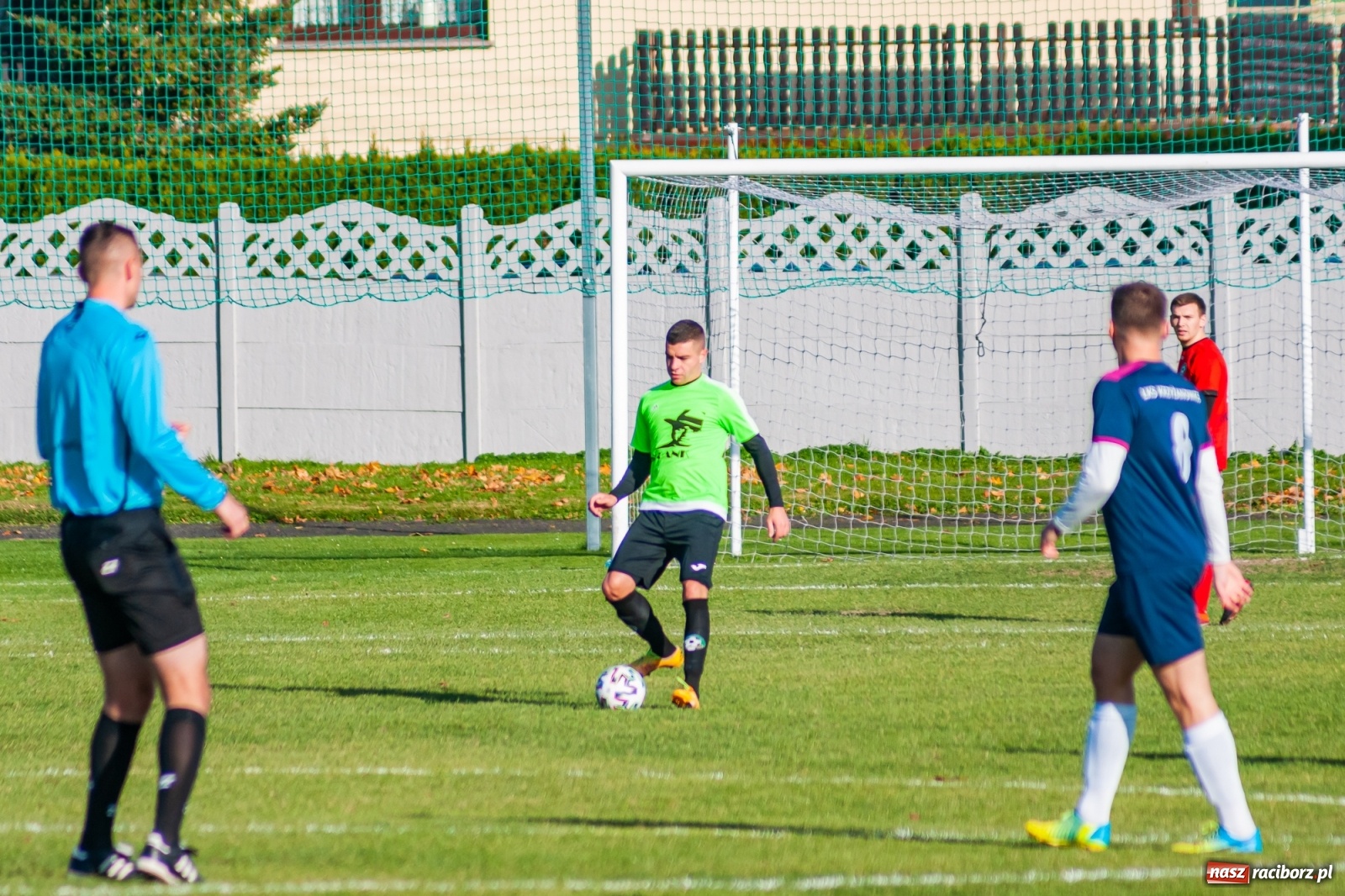 Zdjęcie w galerii na portalu naszraciborz.pl: Klasa okręgowa. LKS Tworków wiedzie prym w Gminie Krzyżanowice [FOTO] wiadomości z regionu