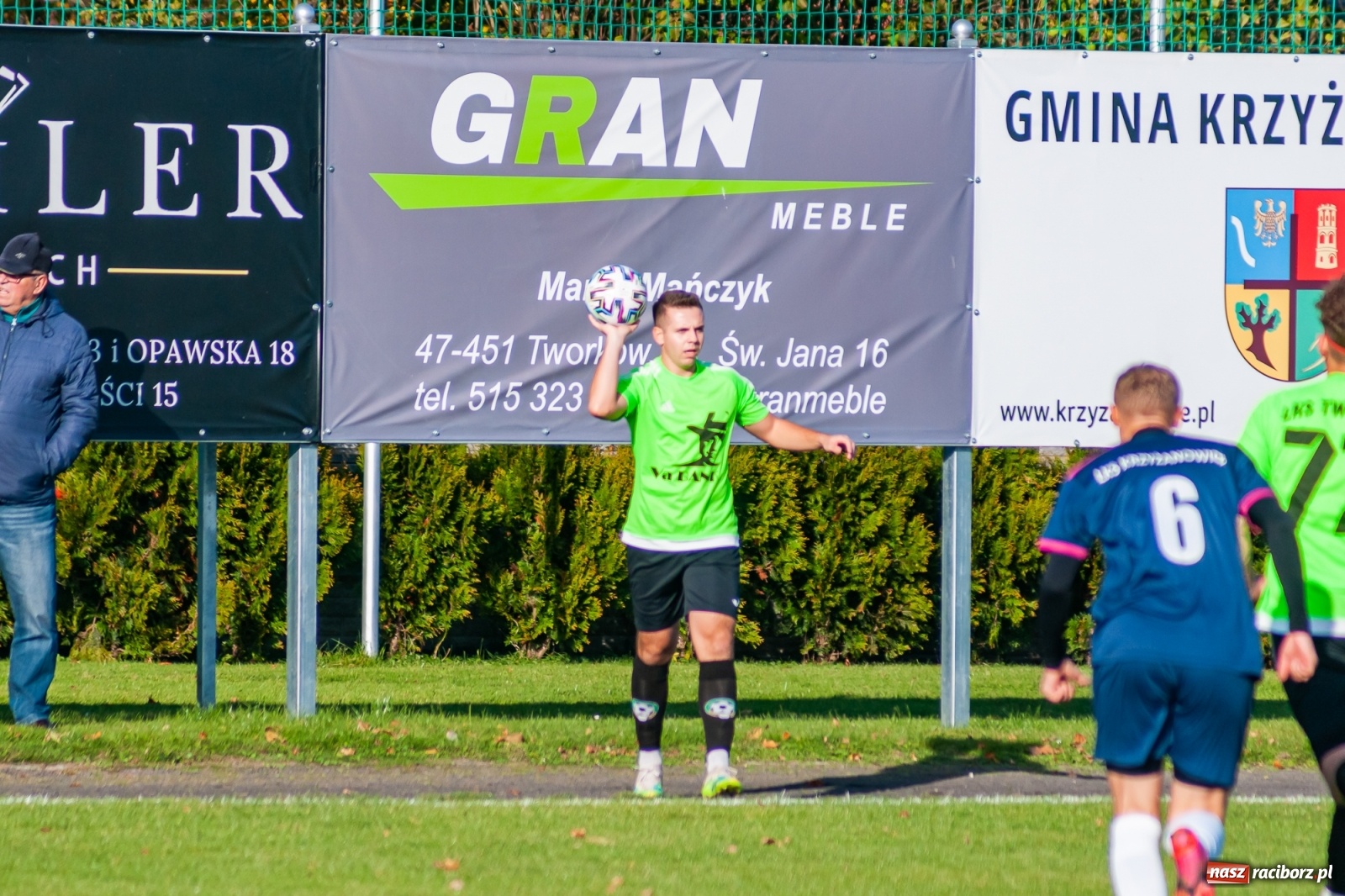 Zdjęcie w galerii na portalu naszraciborz.pl: Klasa okręgowa. LKS Tworków wiedzie prym w Gminie Krzyżanowice [FOTO] wiadomości z regionu