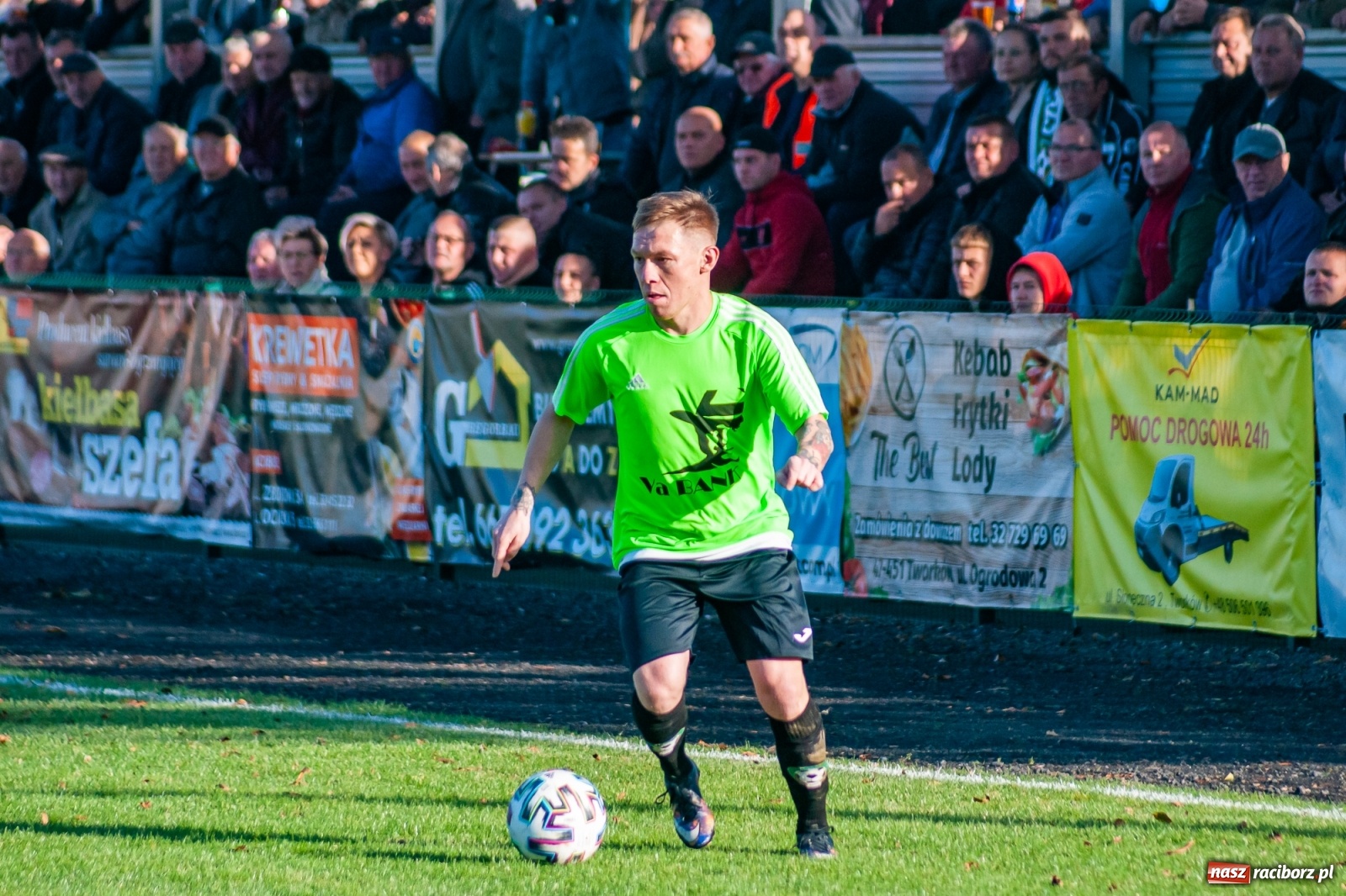 Zdjęcie w galerii na portalu naszraciborz.pl: Klasa okręgowa. LKS Tworków wiedzie prym w Gminie Krzyżanowice [FOTO] wiadomości z regionu