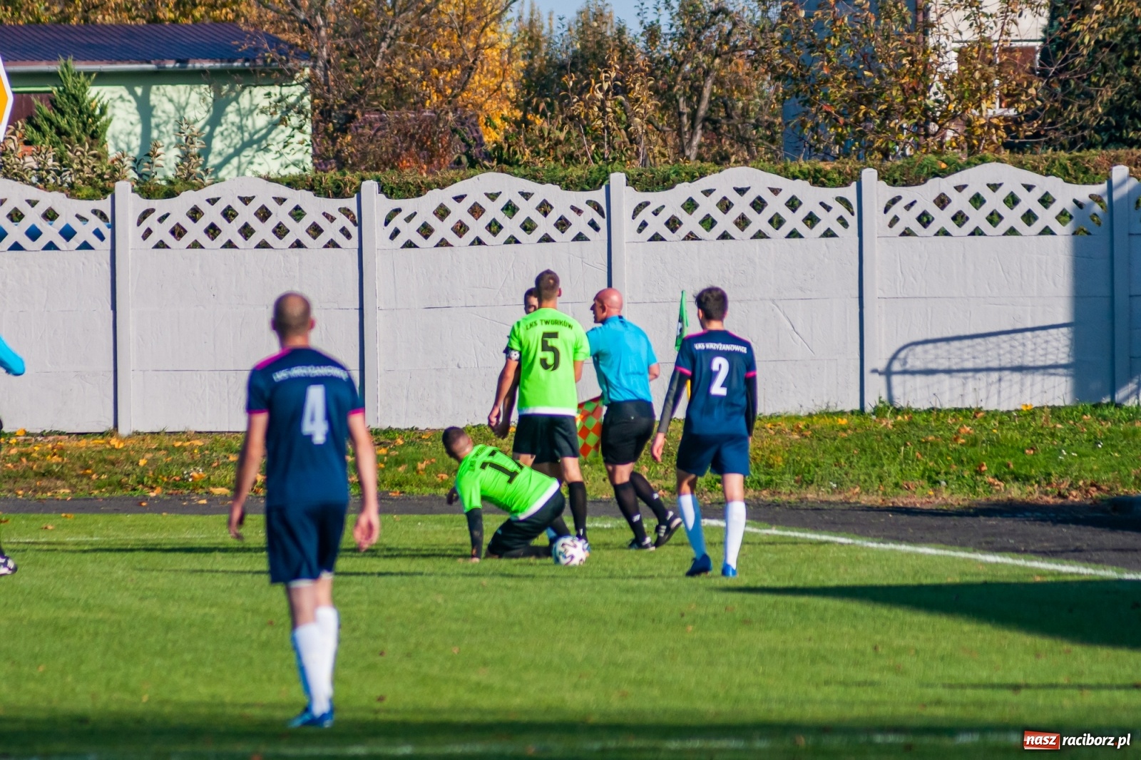 Zdjęcie w galerii na portalu naszraciborz.pl: Klasa okręgowa. LKS Tworków wiedzie prym w Gminie Krzyżanowice [FOTO] wiadomości z regionu